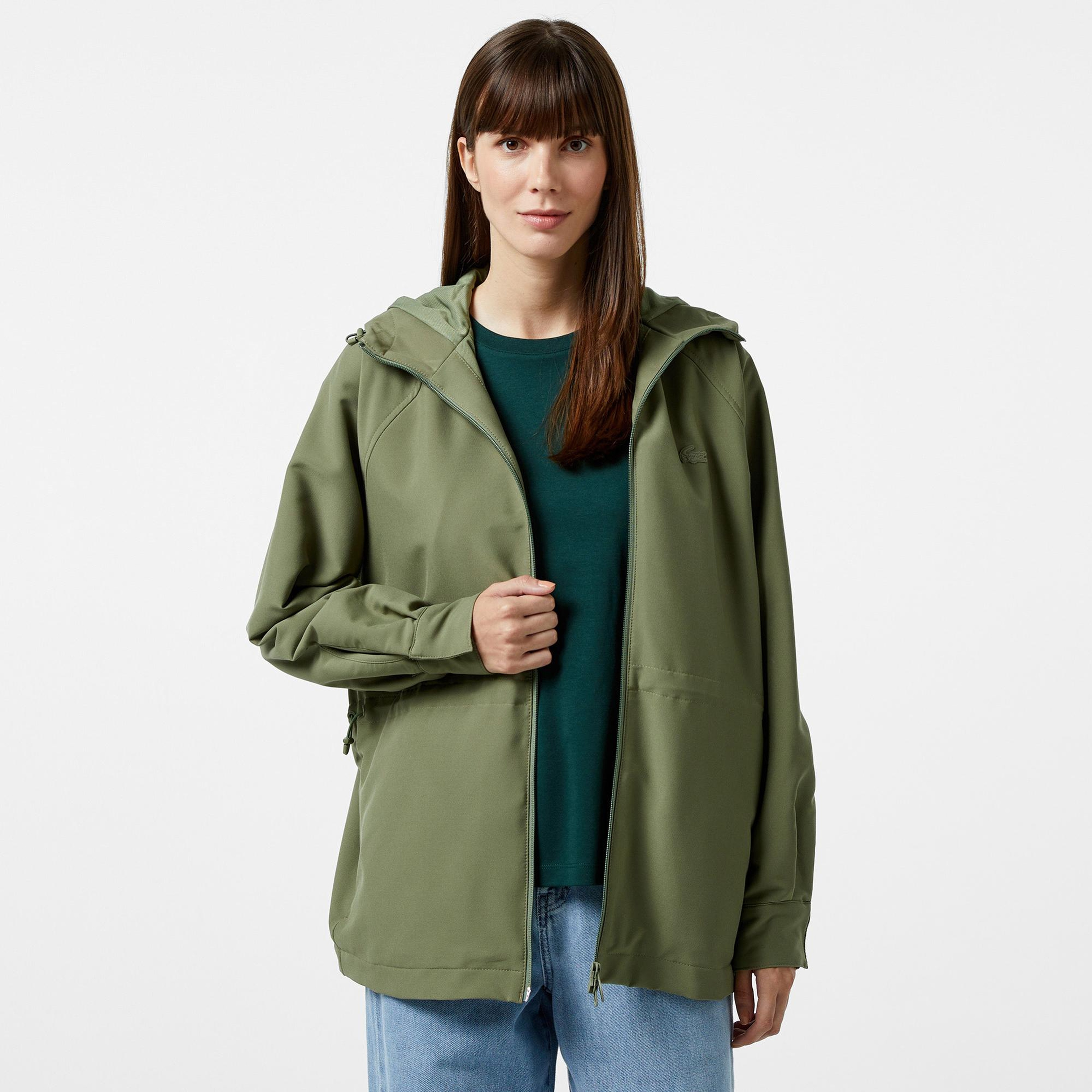 Lacoste Kadın Relaxed Fit Kapüşonlu Haki Yağmurluk