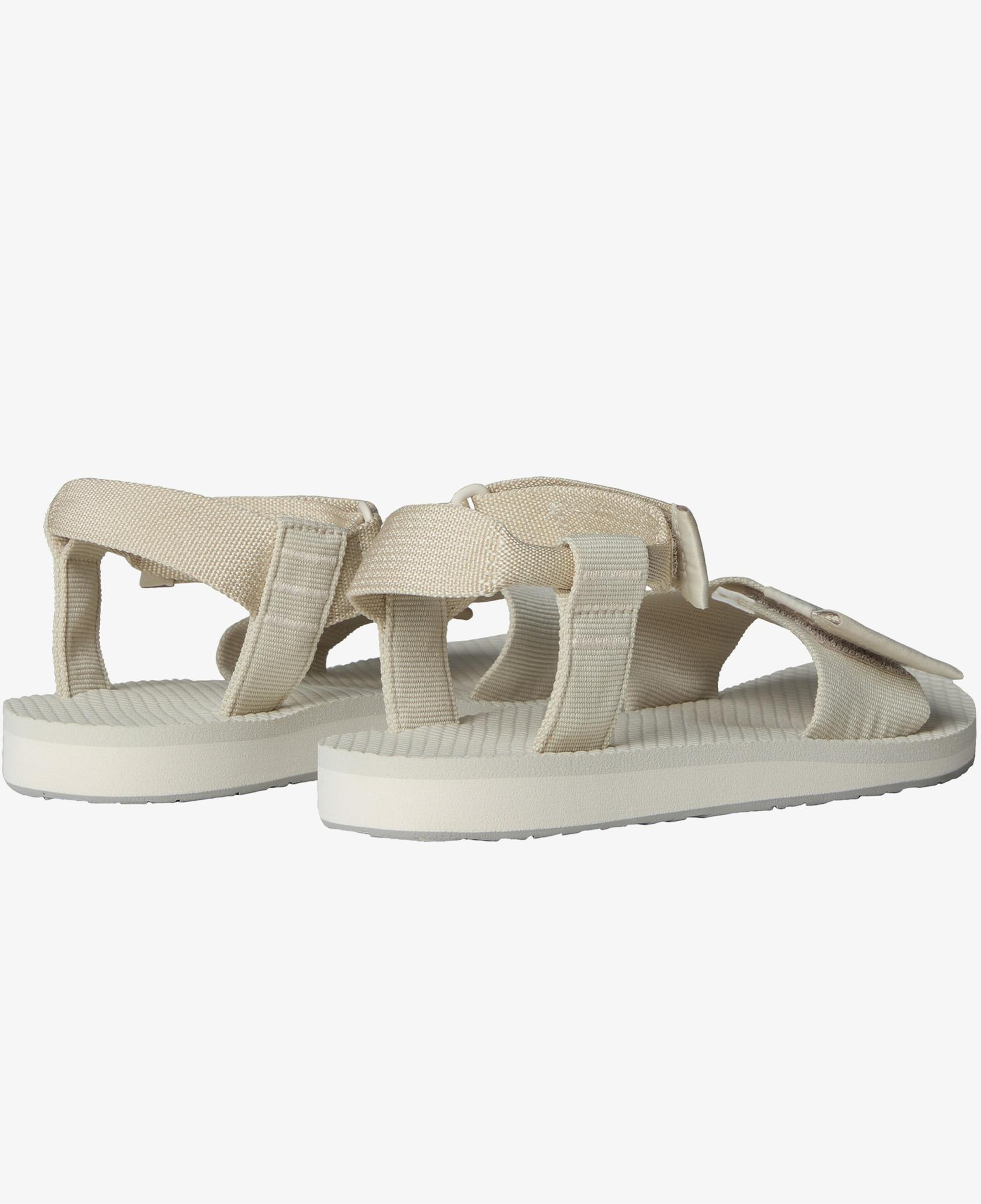 The North Face Skeena Kadın Krem Sandalet