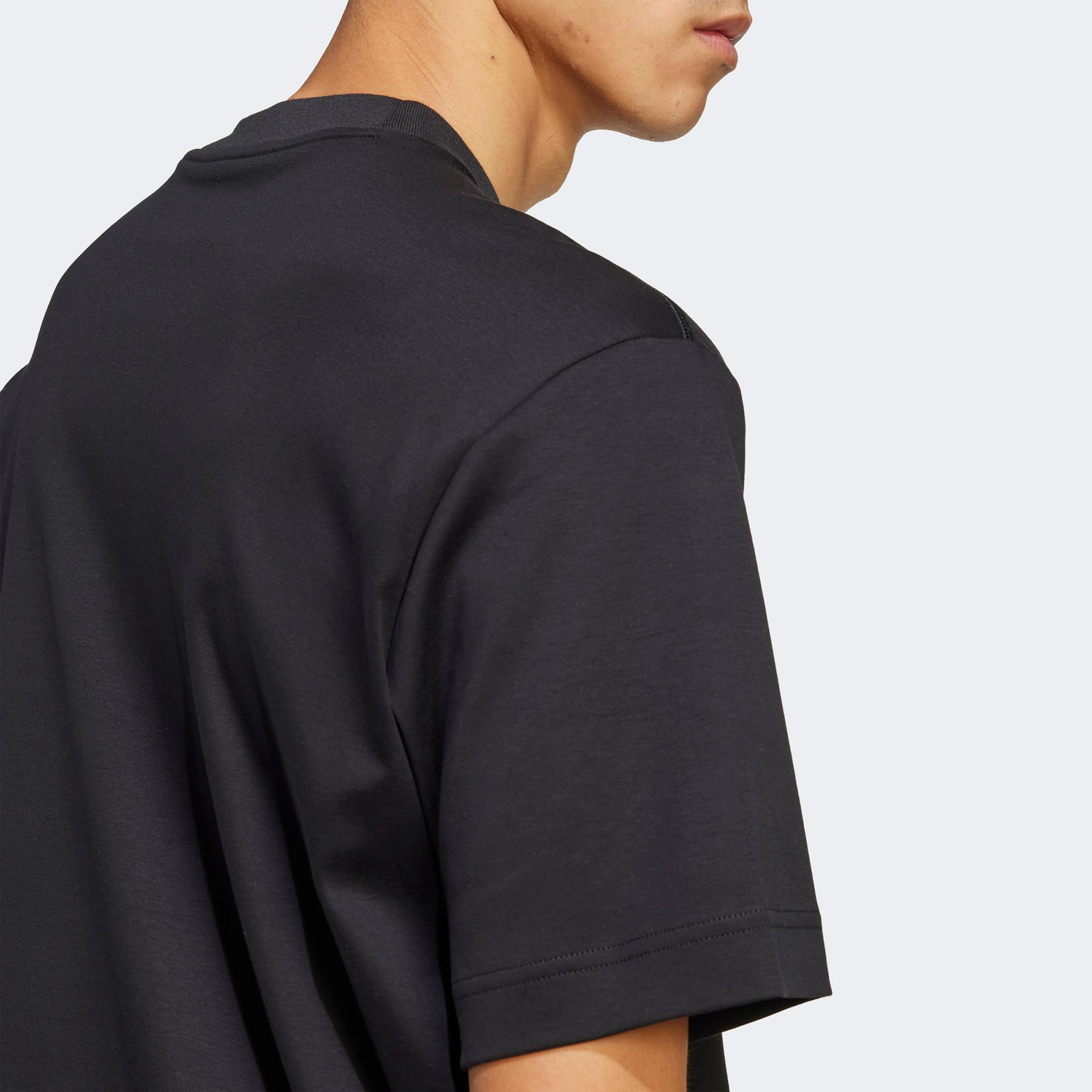 adidas City Escape Erkek Siyah T-Shirt