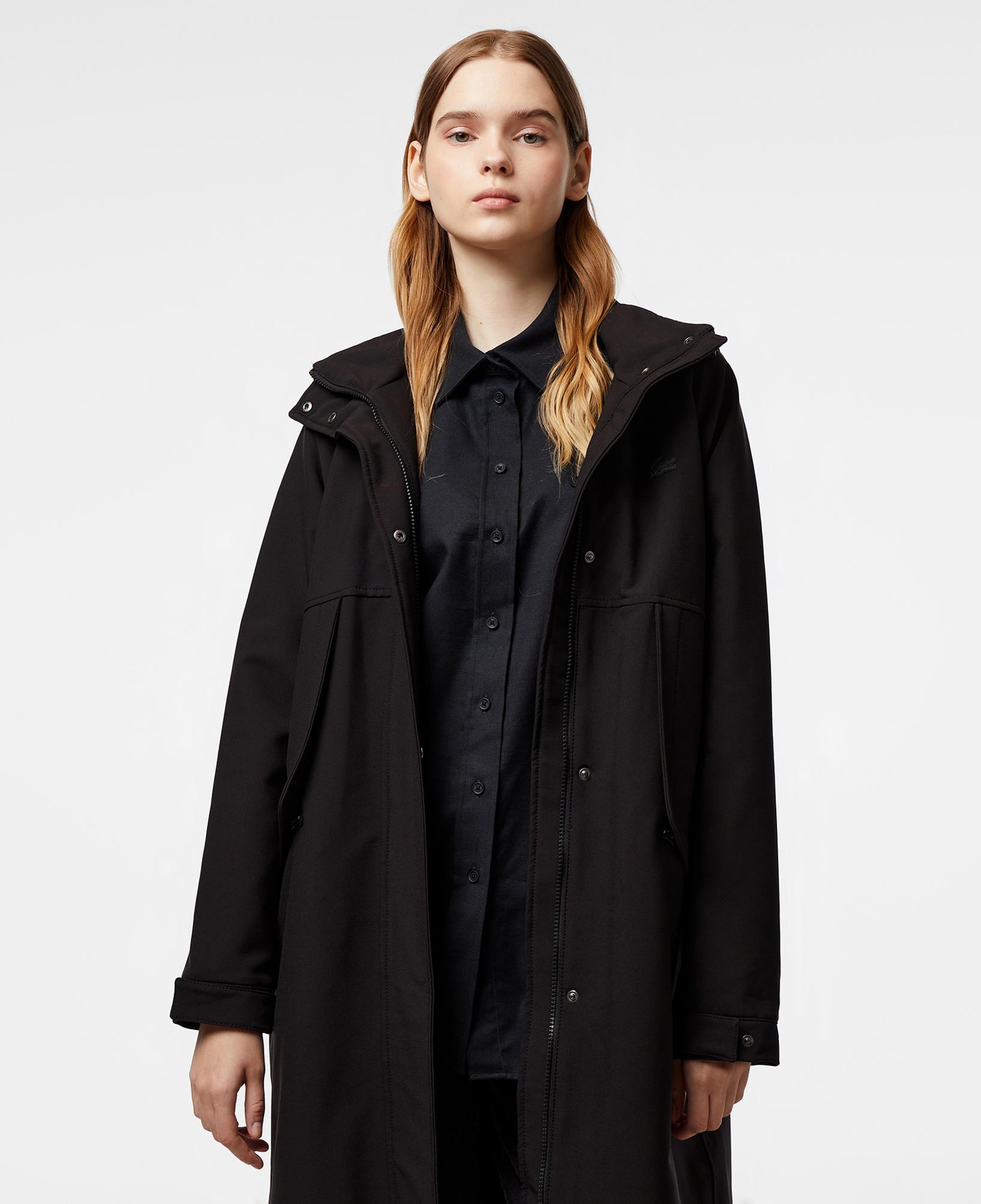 Lacoste Kadın Relaxed Fit Uzun Kollu Kapüşonlu Siyah Yağmurluk