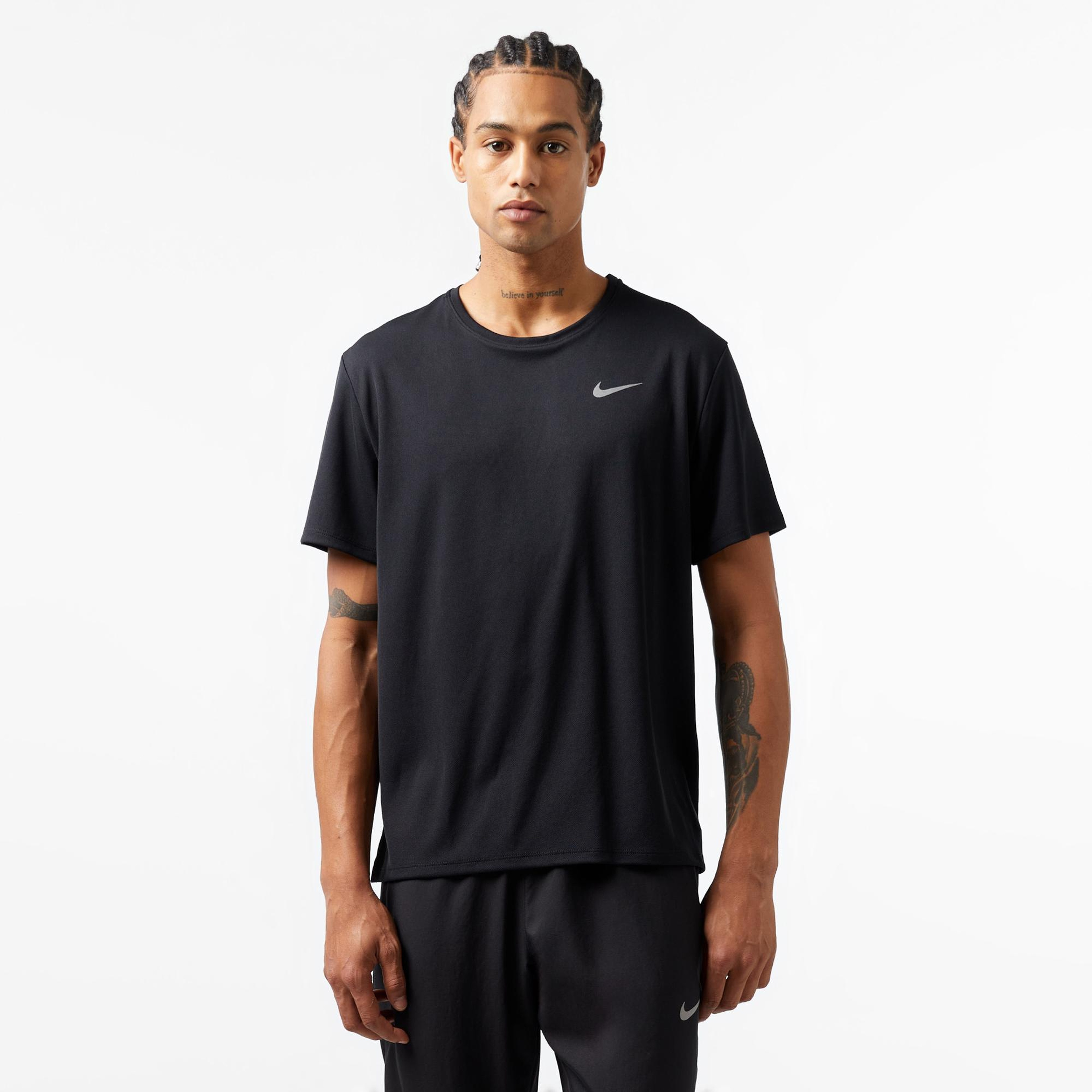 Nike Dri-Fit Miler Erkek Siyah T-Shirt