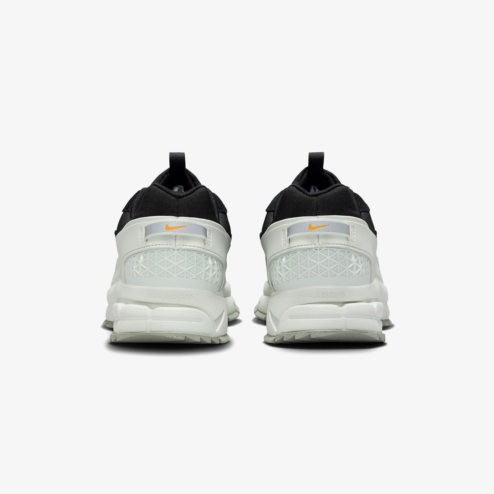 Nike Zoom Vomero Roam Erkek Siyah Spor Ayakkabı