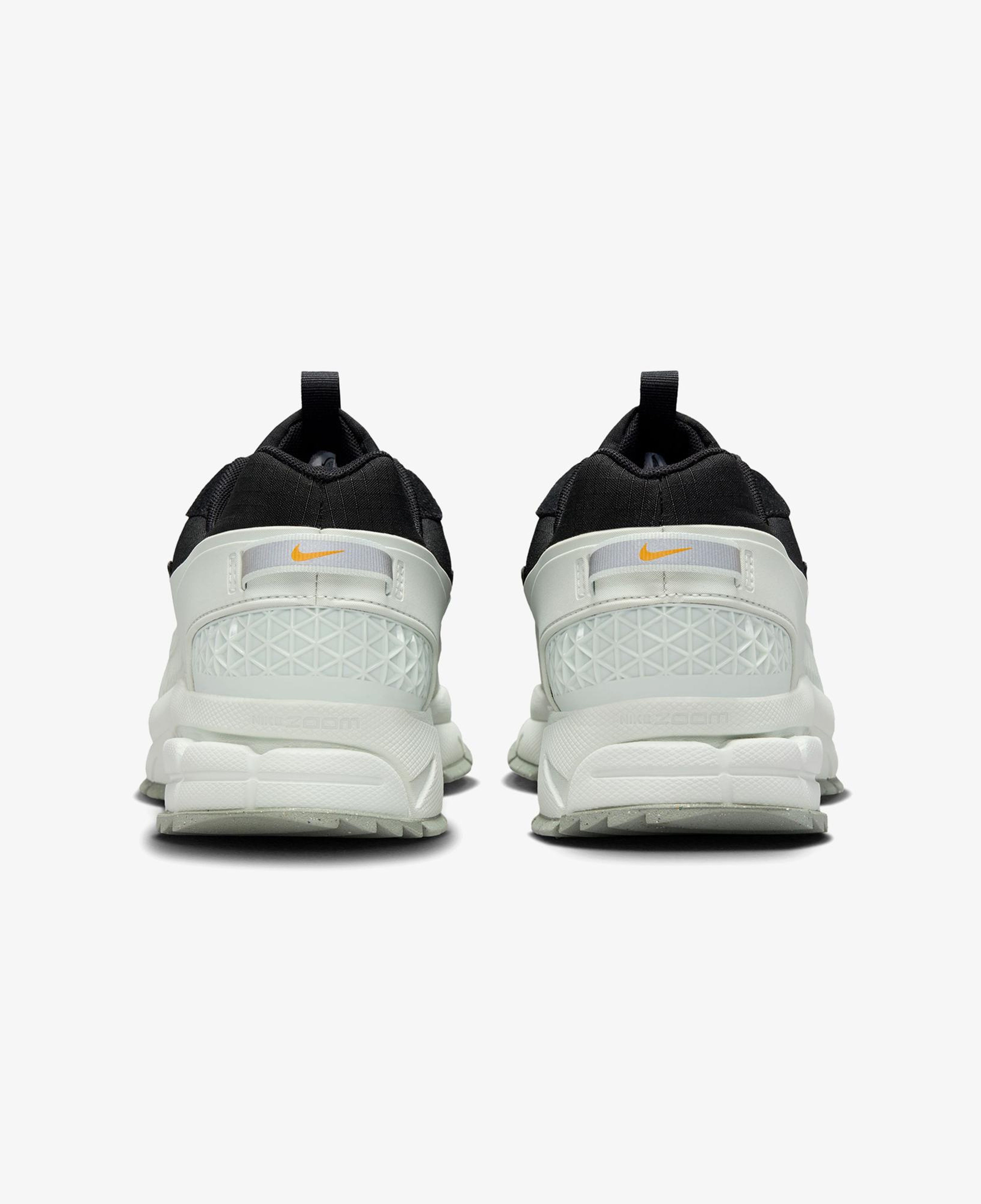 Nike Zoom Vomero Roam Erkek Siyah Spor Ayakkabı