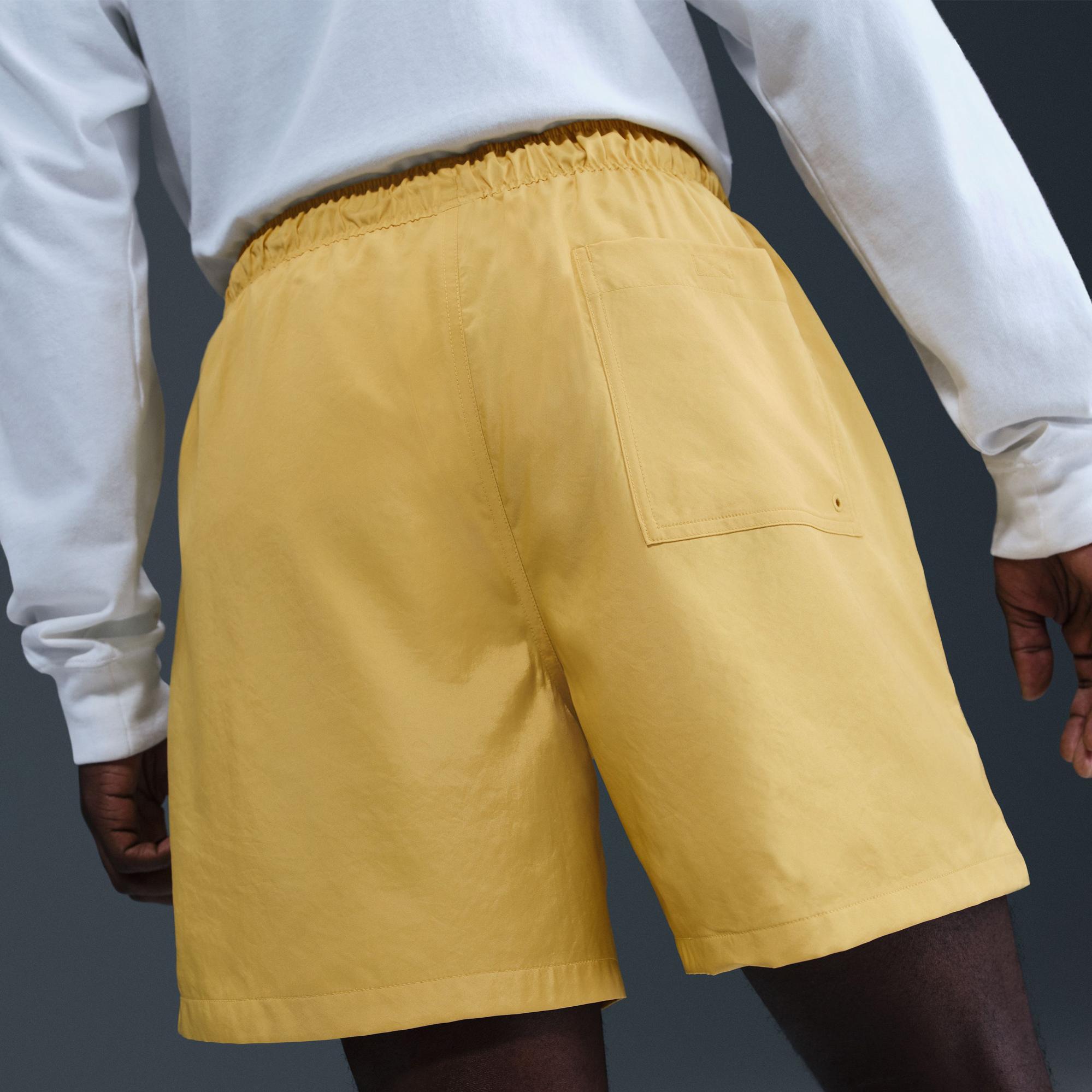 Nike Club Flow Erkek Sarı Şort