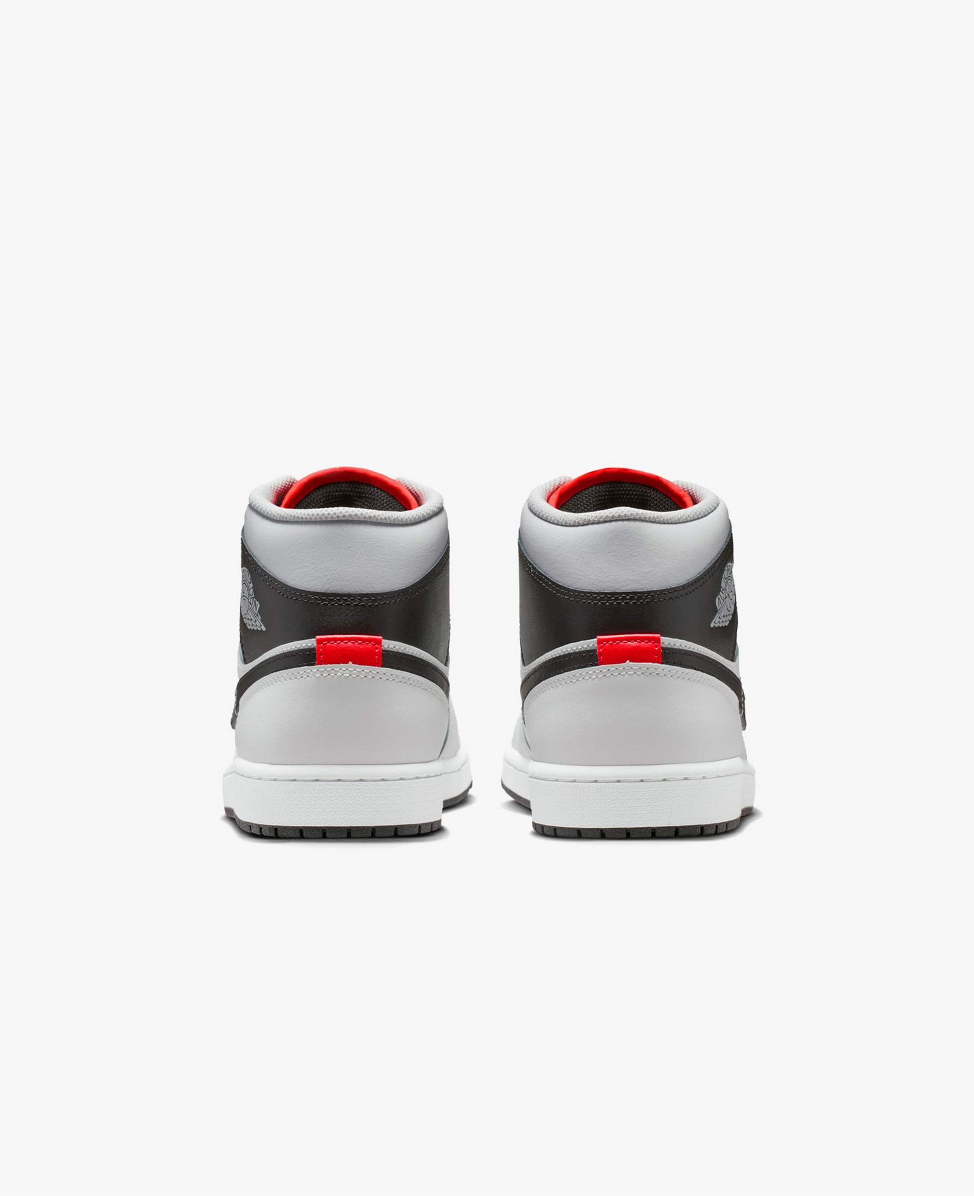 Jordan Air 1 Mid Erkek Gri Spor Ayakkabı
