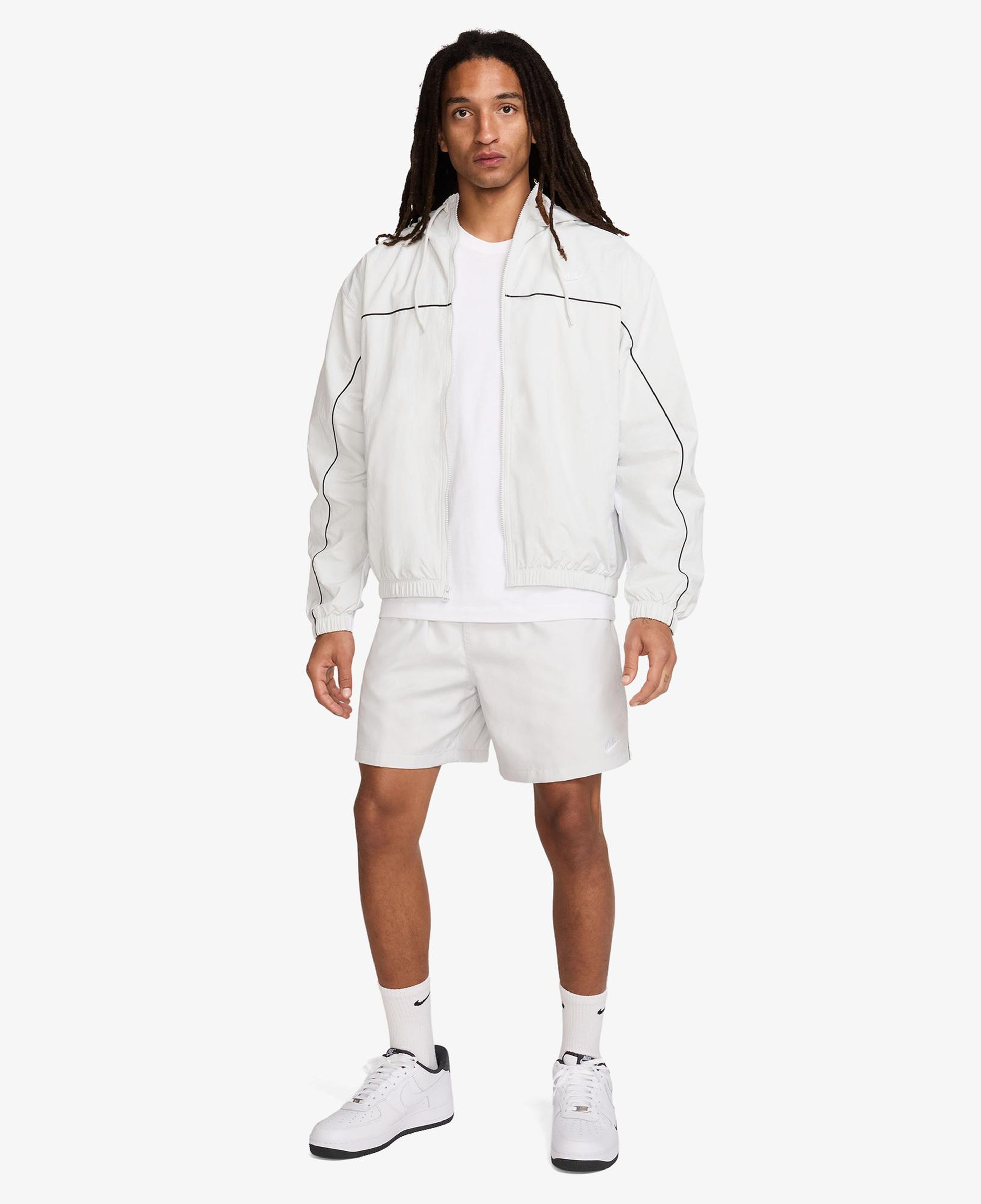 Nike Club Flow Erkek Beyaz Şort