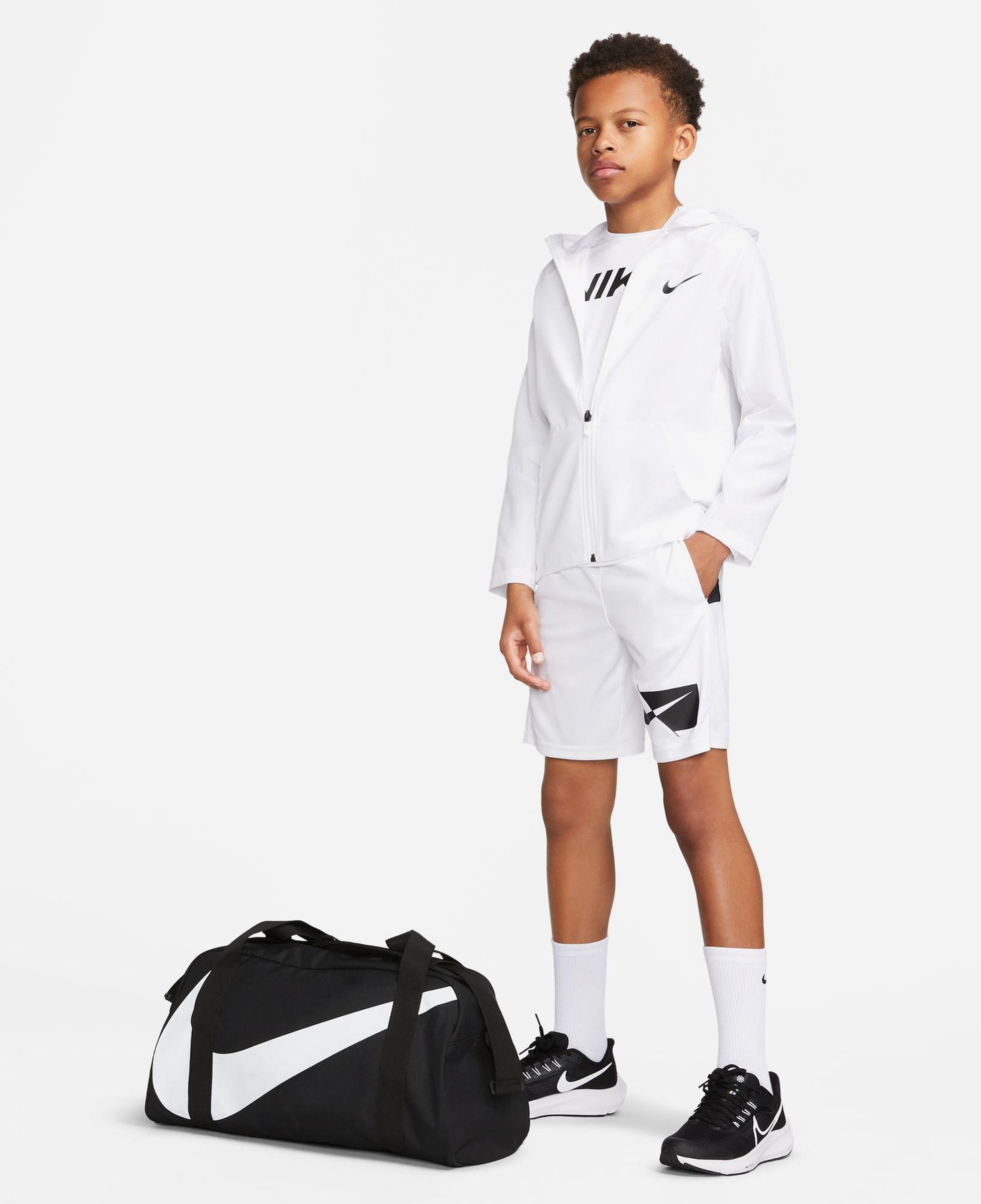 Nike Gym Club Çocuk Siyah Spor Çantası