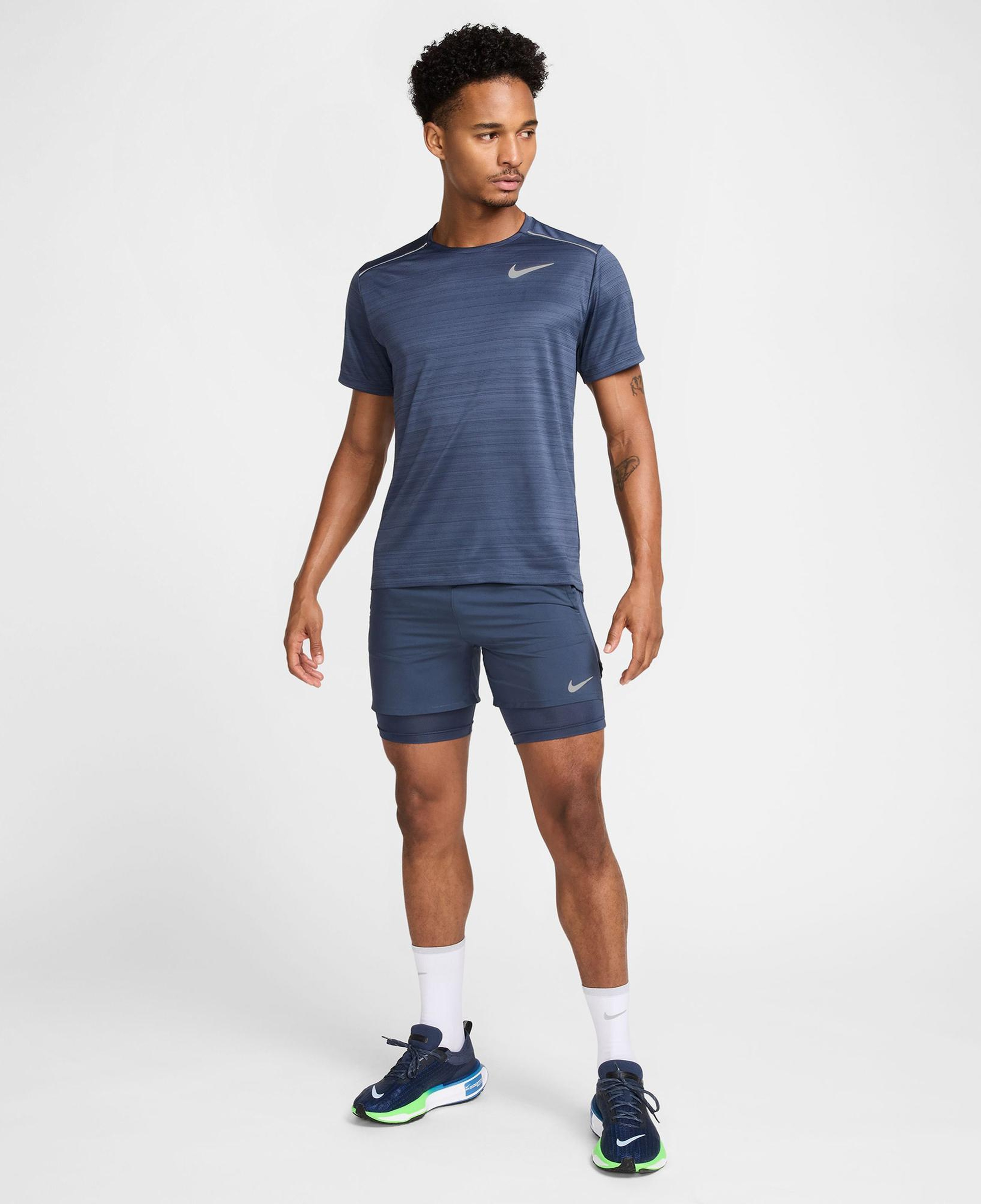 Nike Dri-Fit Stride 13 cm Hybrid Erkek Mavi Şort