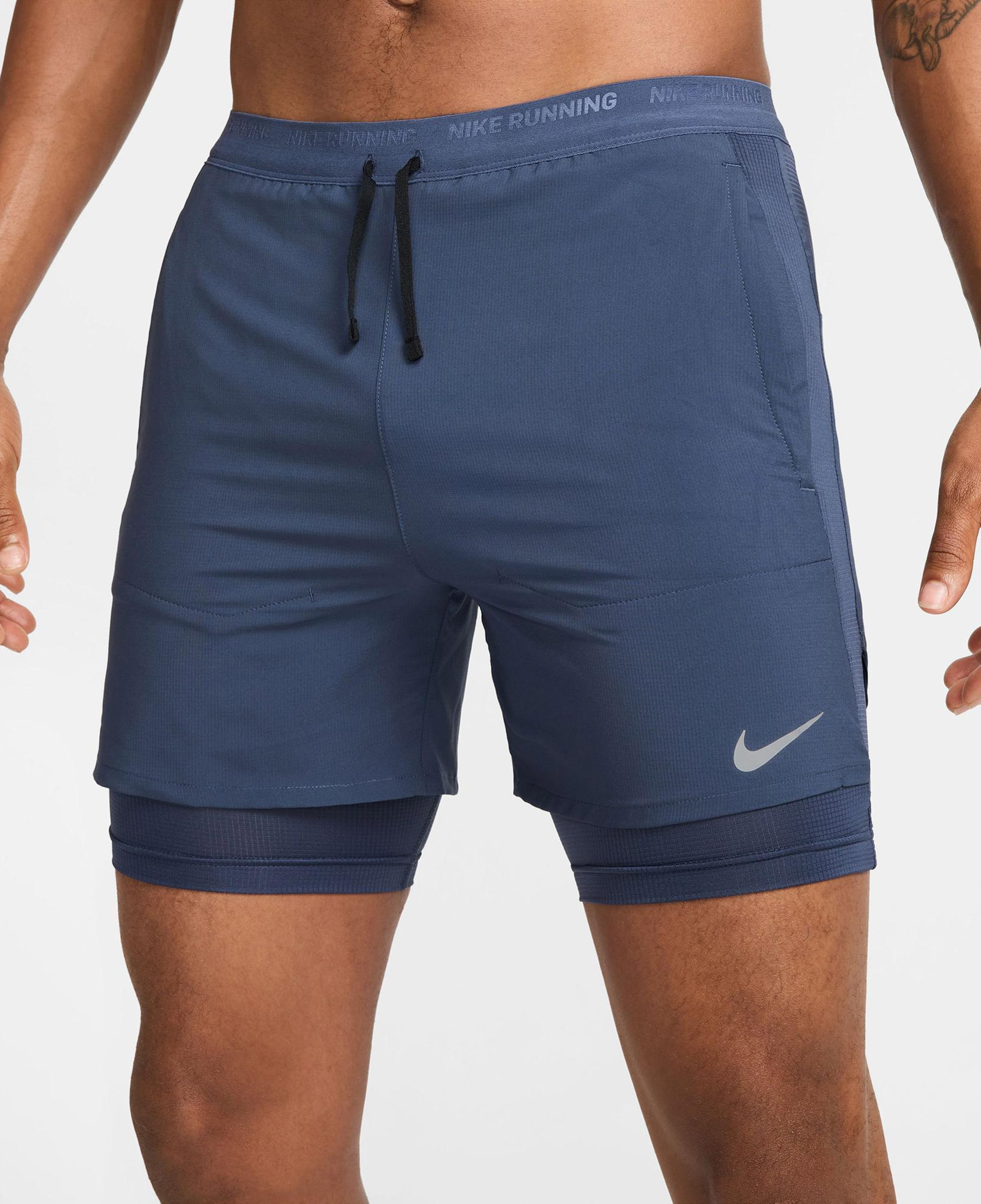 Nike Dri-Fit Stride 13 cm Hybrid Erkek Mavi Şort