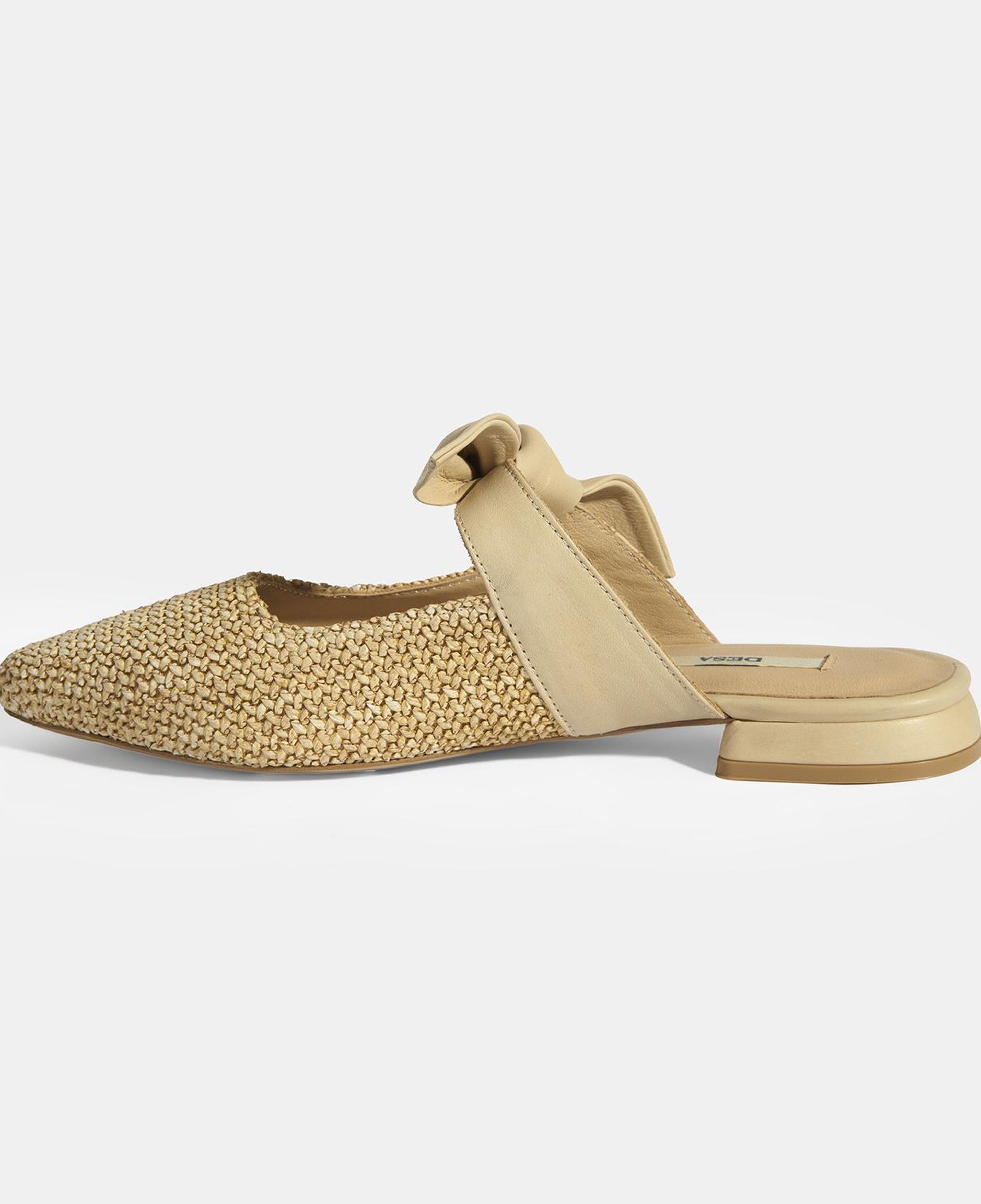 Kadın Hasır Fiyonklu Terlik