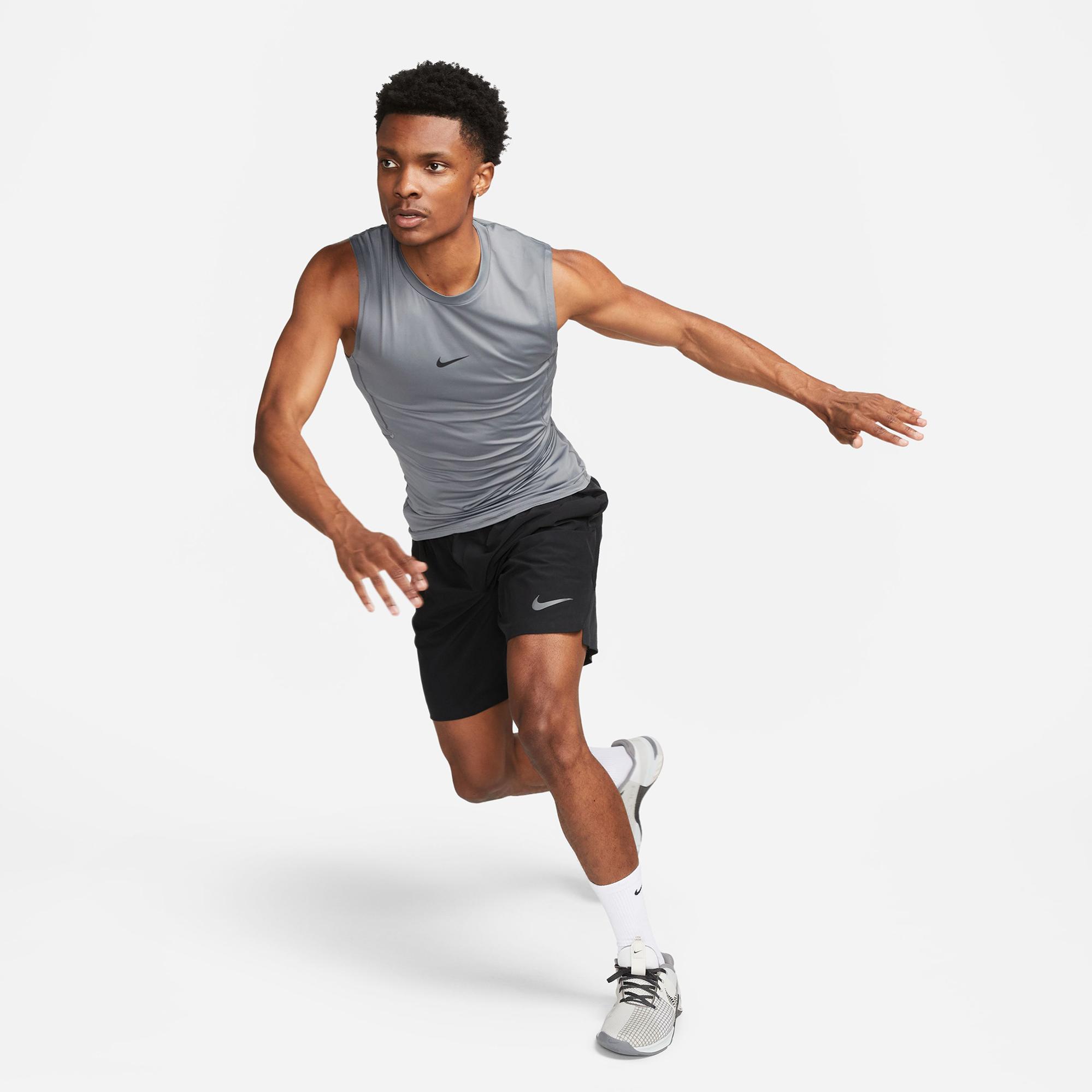 Nike Pro Dri-Fit Erkek Gri T-Shirt