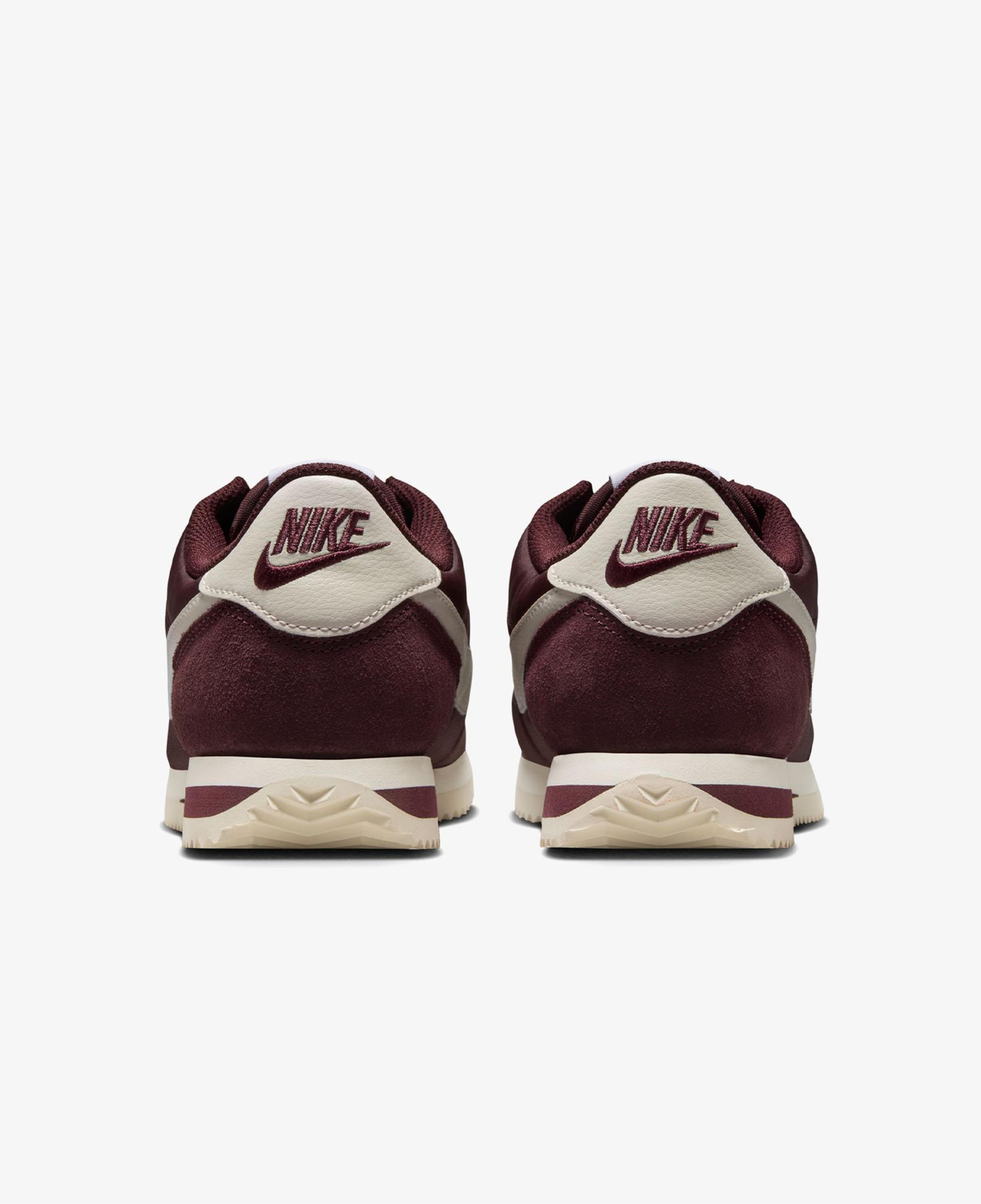 Nike Cortez Kadın Bordo Spor Ayakkabı