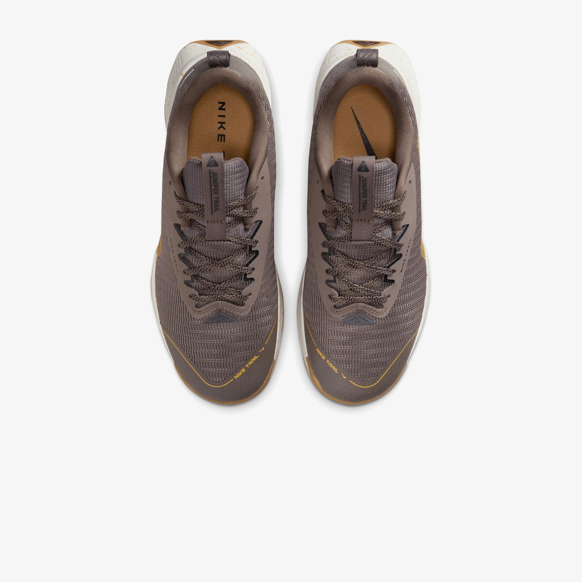 Nike Juniper Trail 3 Kadın Kahverengi Koşu Ayakkabısı