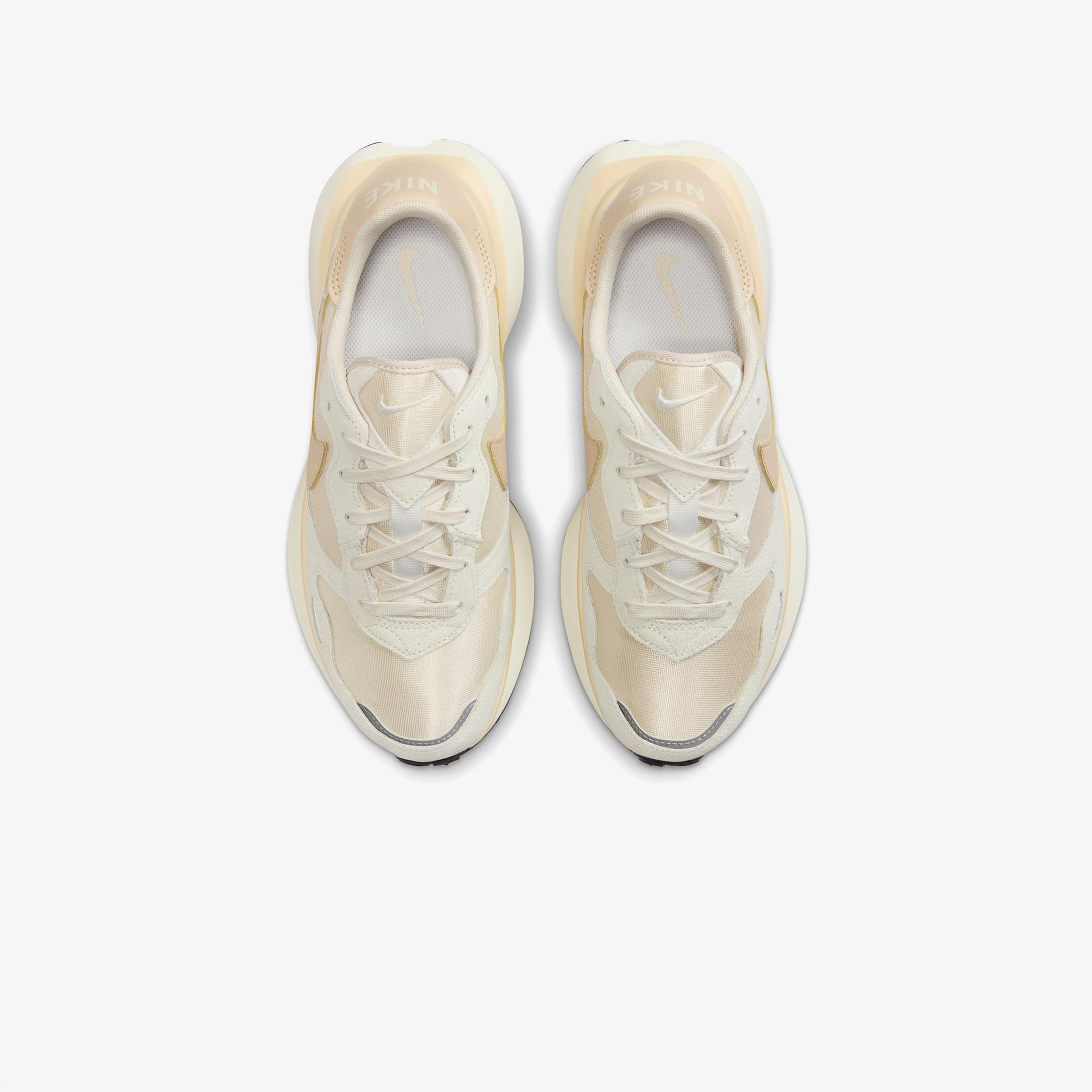 Nike Phoenix Waffle Kadın Bej Spor Ayakkabı