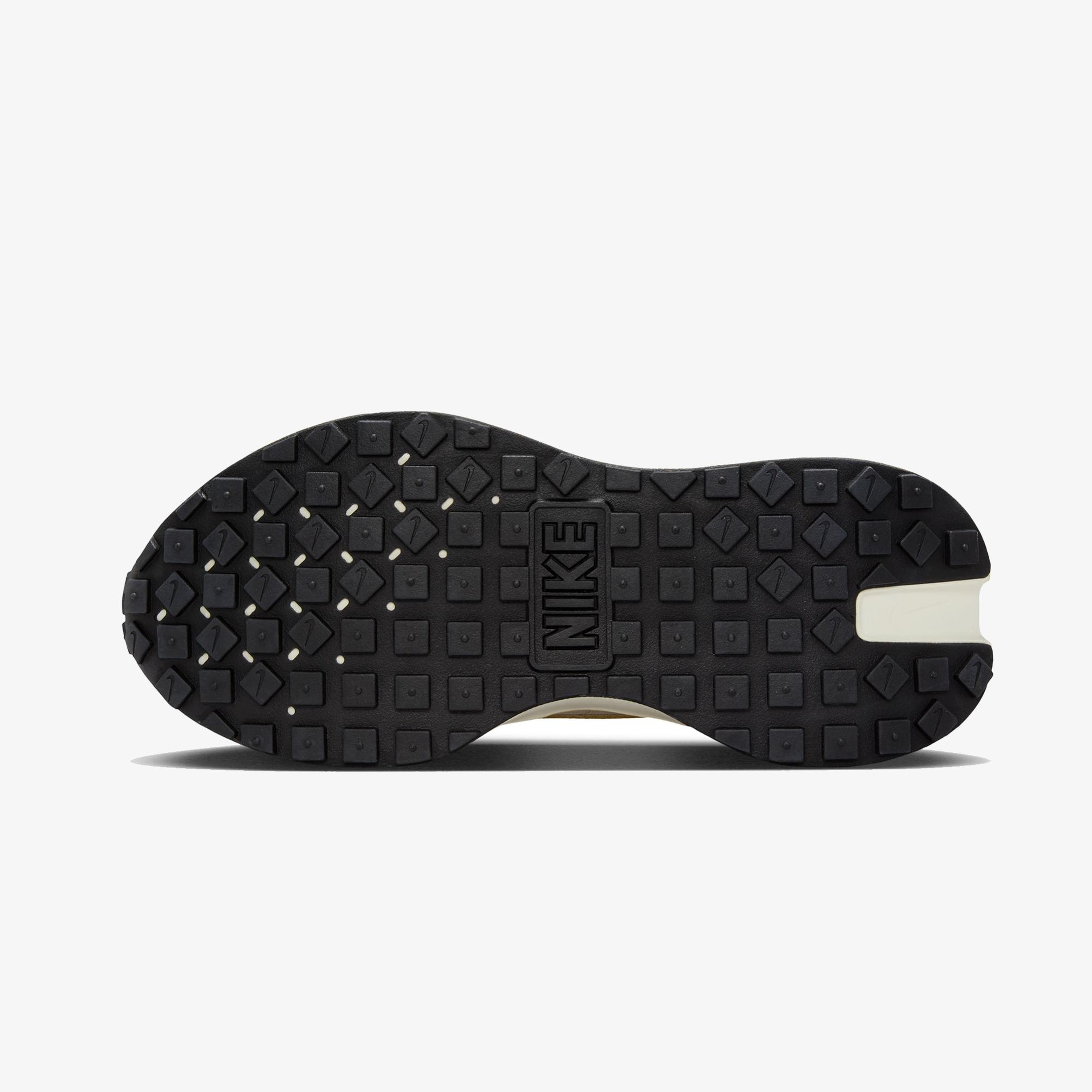 Nike Phoenix Waffle Kadın Bej Spor Ayakkabı