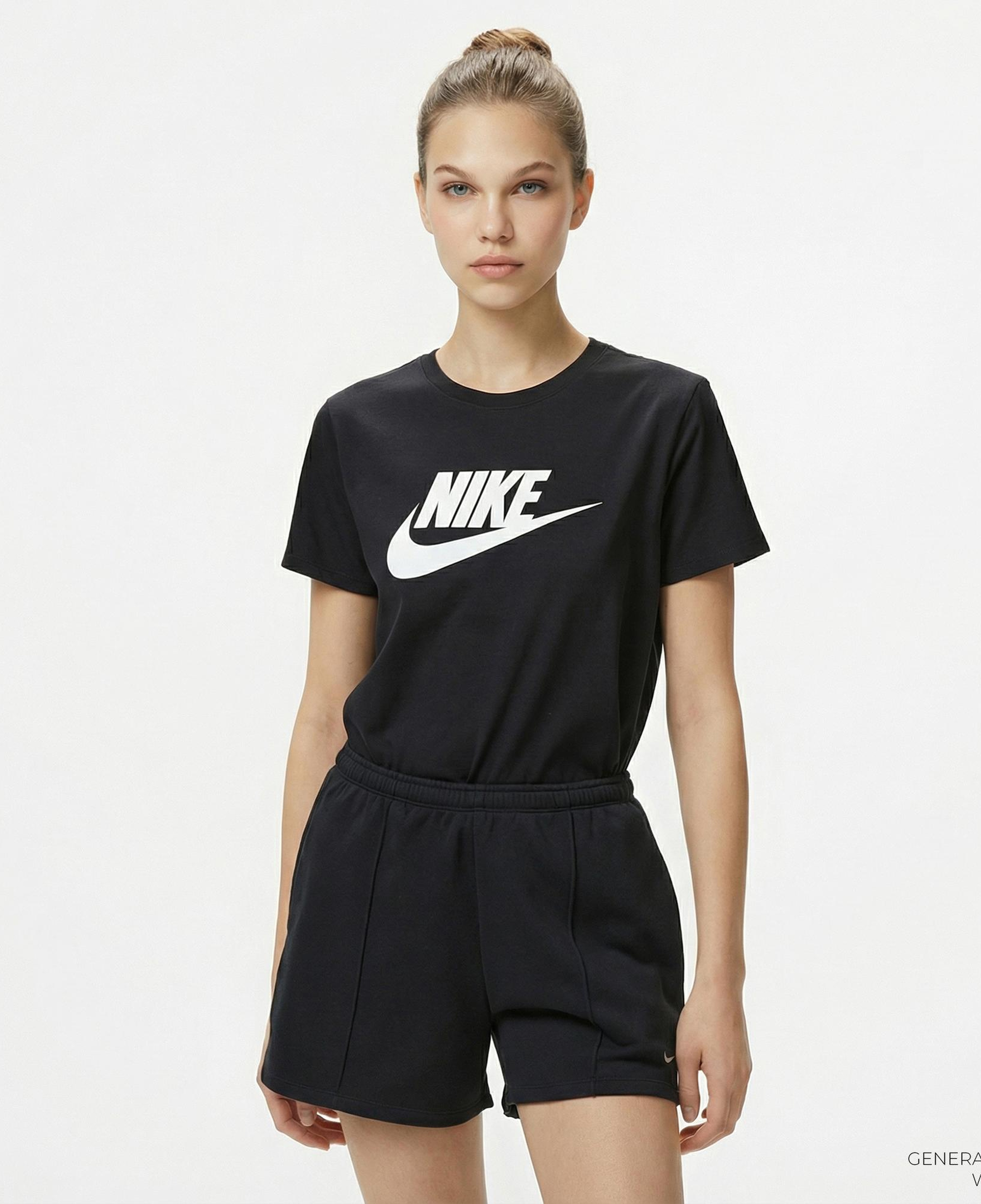 Nike Sportswear Essential Icon Futuraa Kadın Siyah T-Shirt