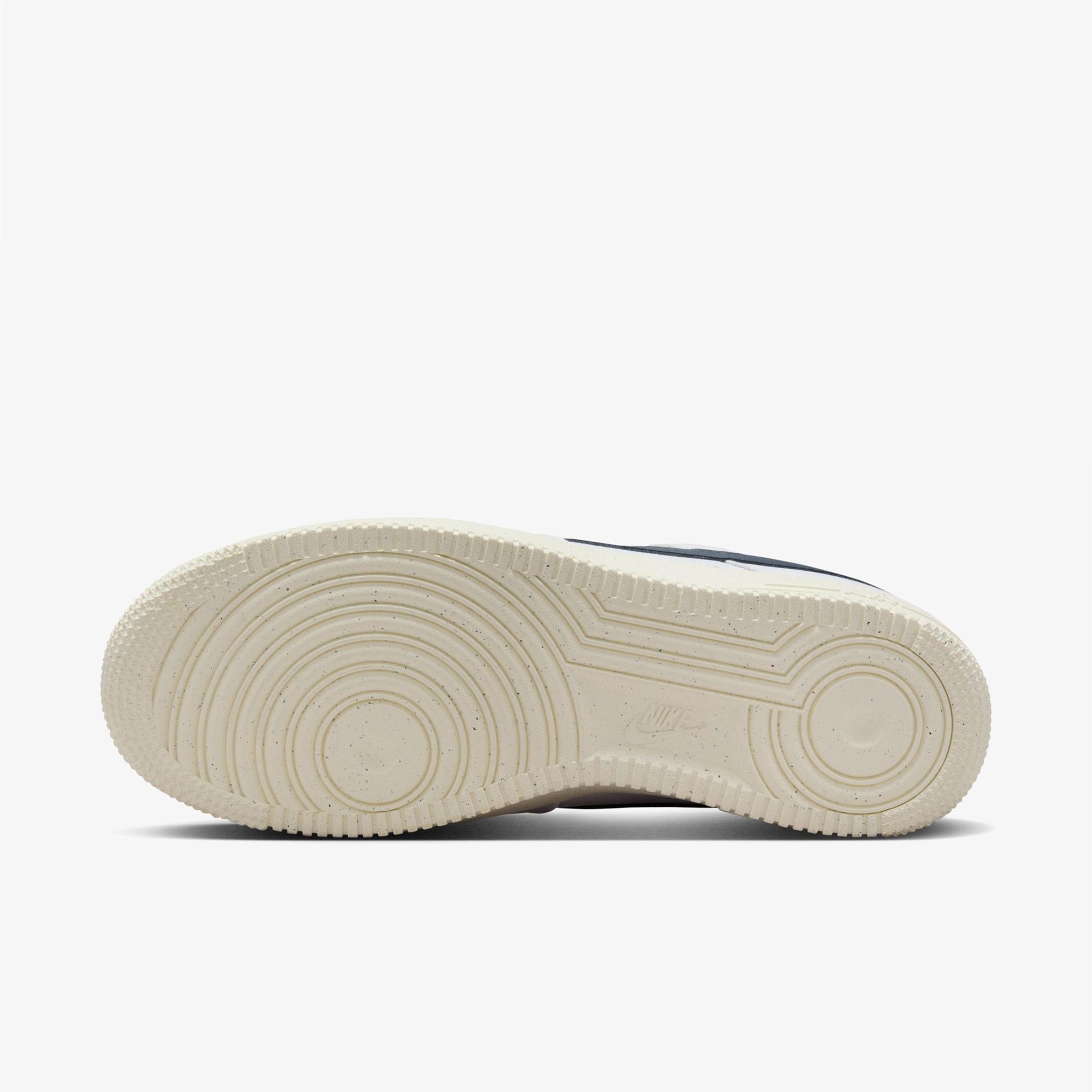 Nike Air Force 1 '07 Next Nature Kadın Beyaz Spor Ayakkabı