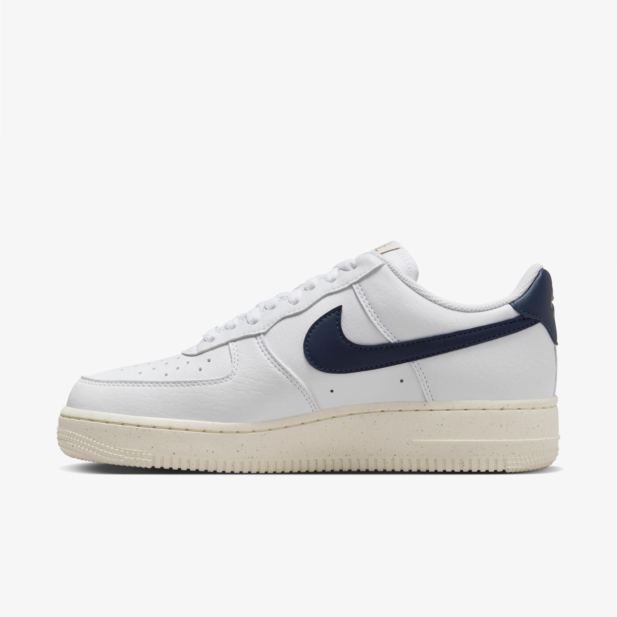 Nike Air Force 1 '07 Next Nature Kadın Beyaz Spor Ayakkabı