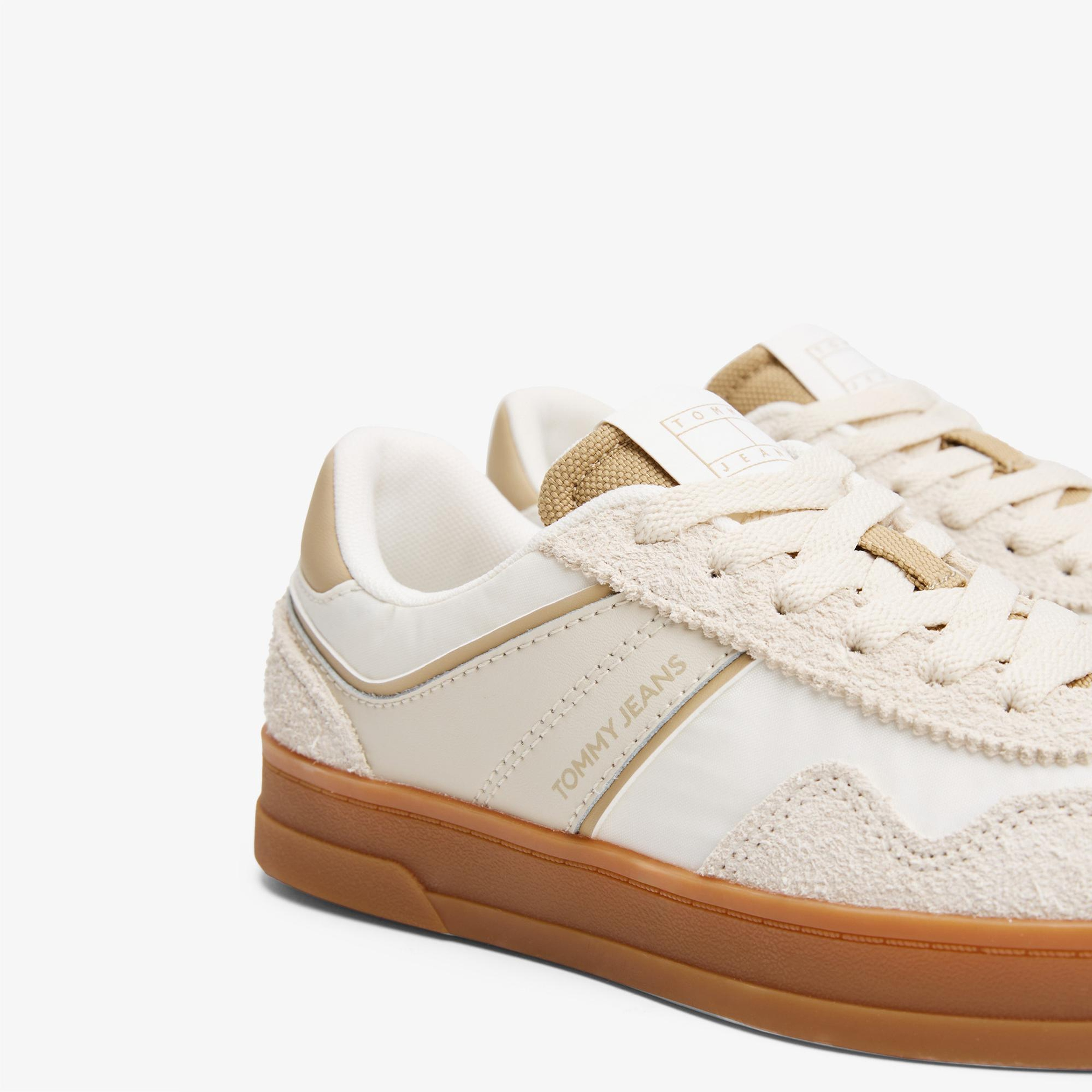 Tommy Hilfiger Greenwich Mix Media Kadın Bej Spor Ayakkabı