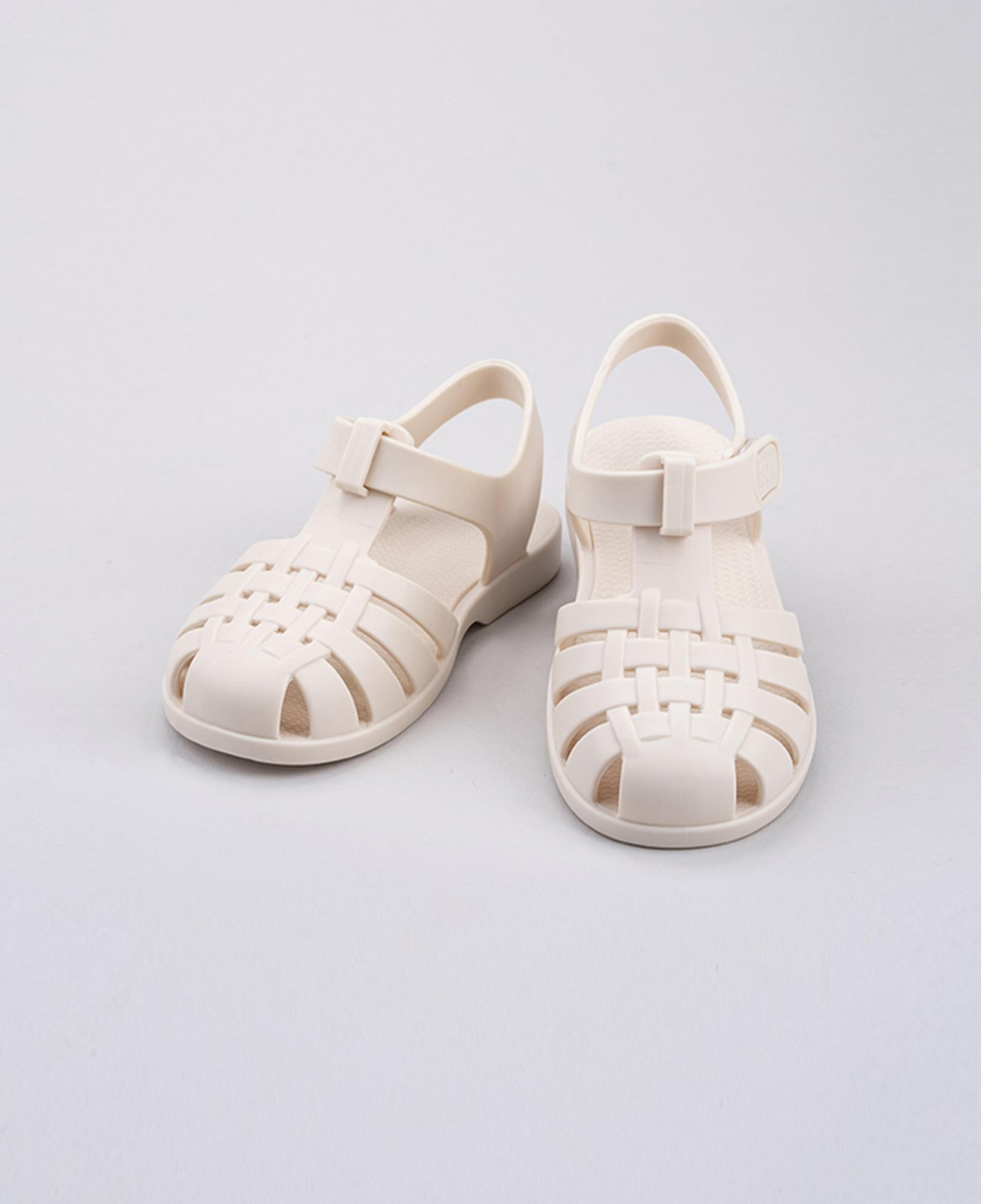 Igor Clasica Bebek Krem Sandalet