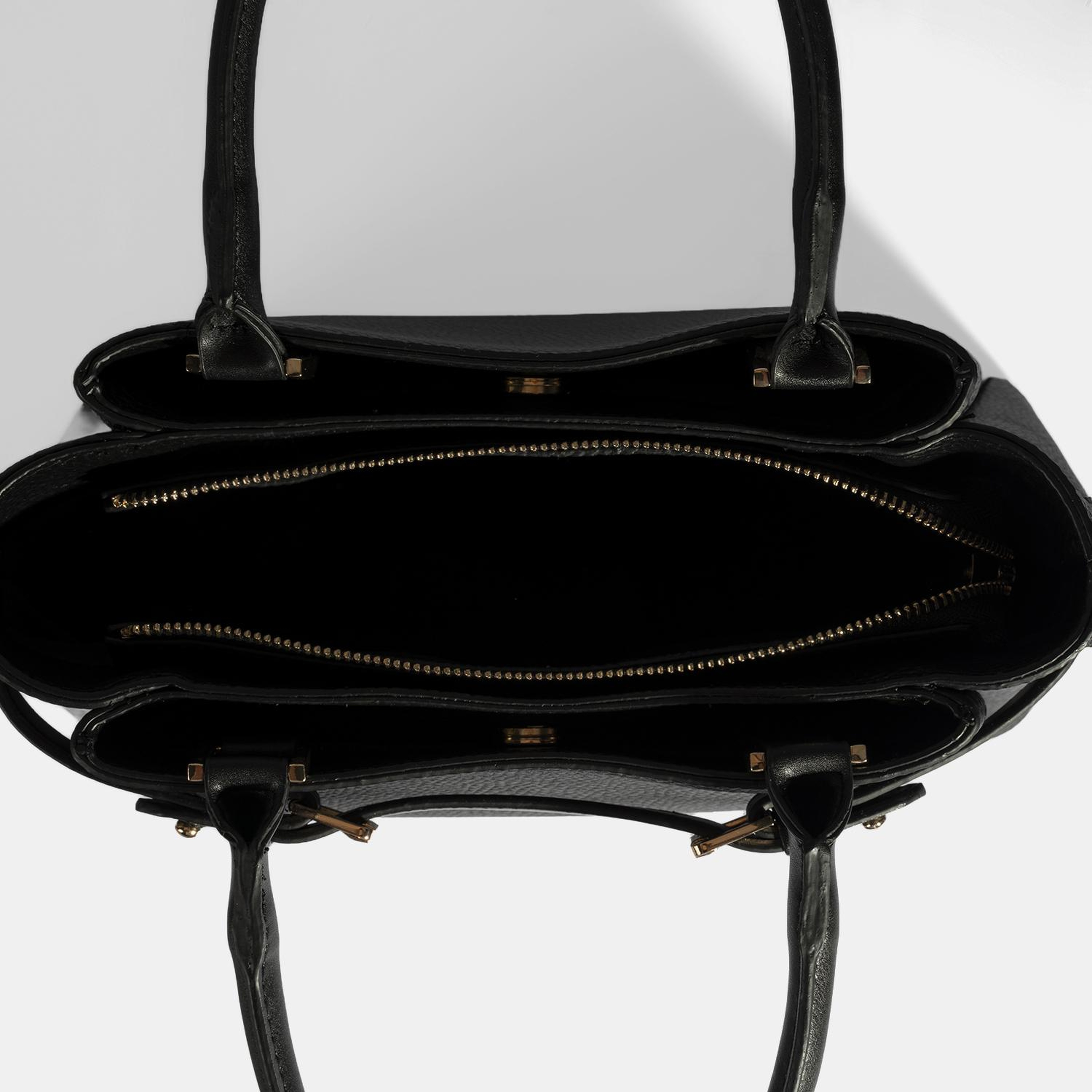 Kadın Siyah Omuz Askılı El Çantası