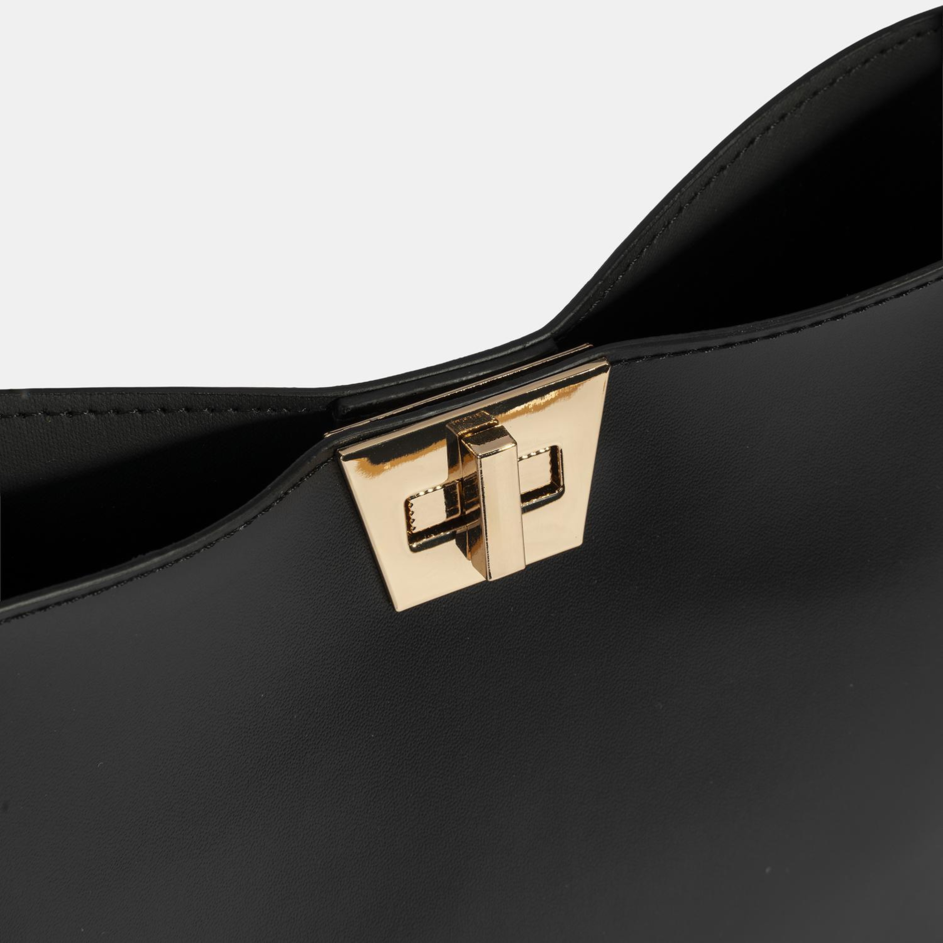 Kadın Siyah Omuz Çantası