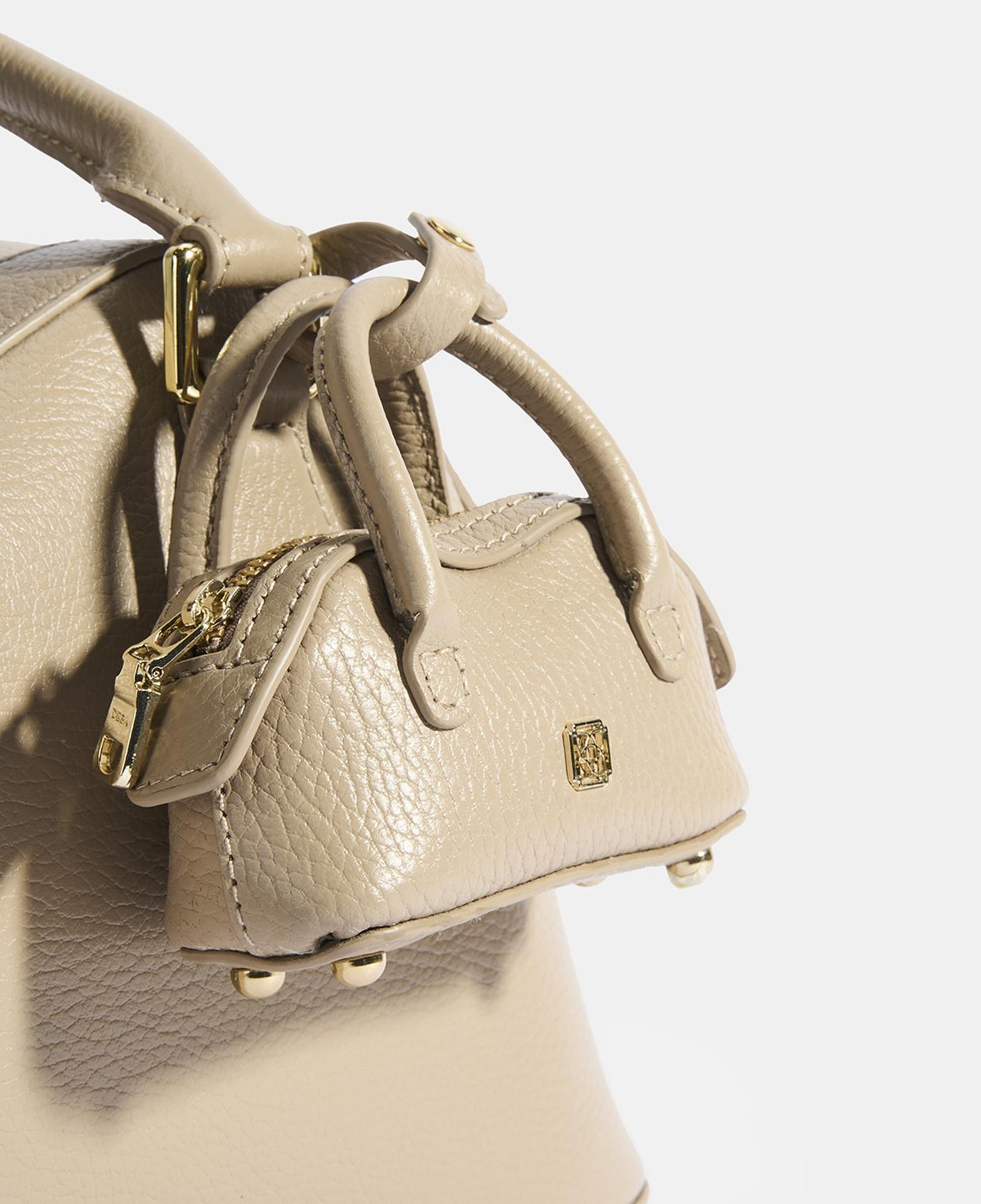 Kadın Vizon Deri Çanta Aksesuarlı Büyük Omuz Çantası