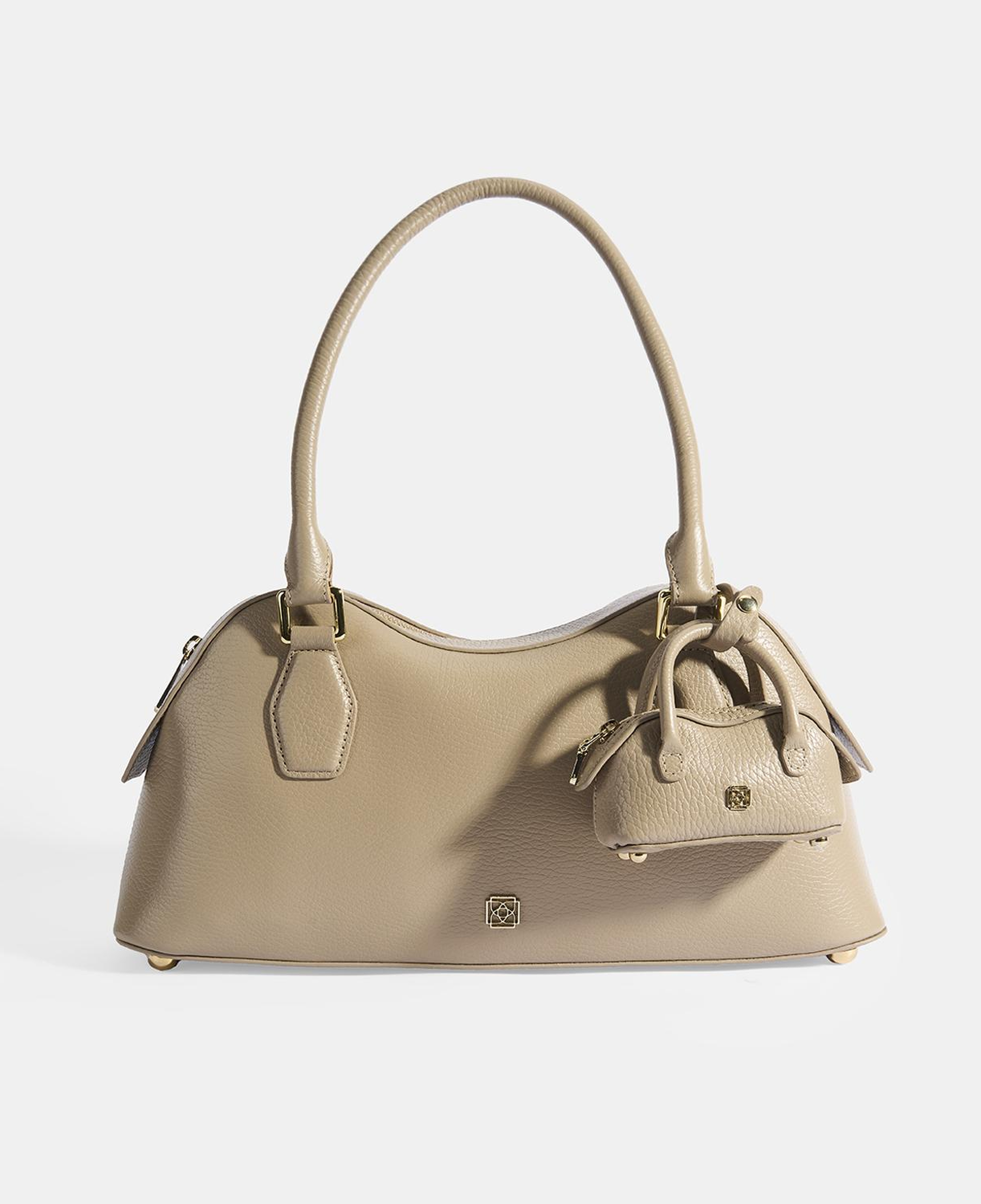 Kadın Vizon Deri Çanta Aksesuarlı Büyük Omuz Çantası