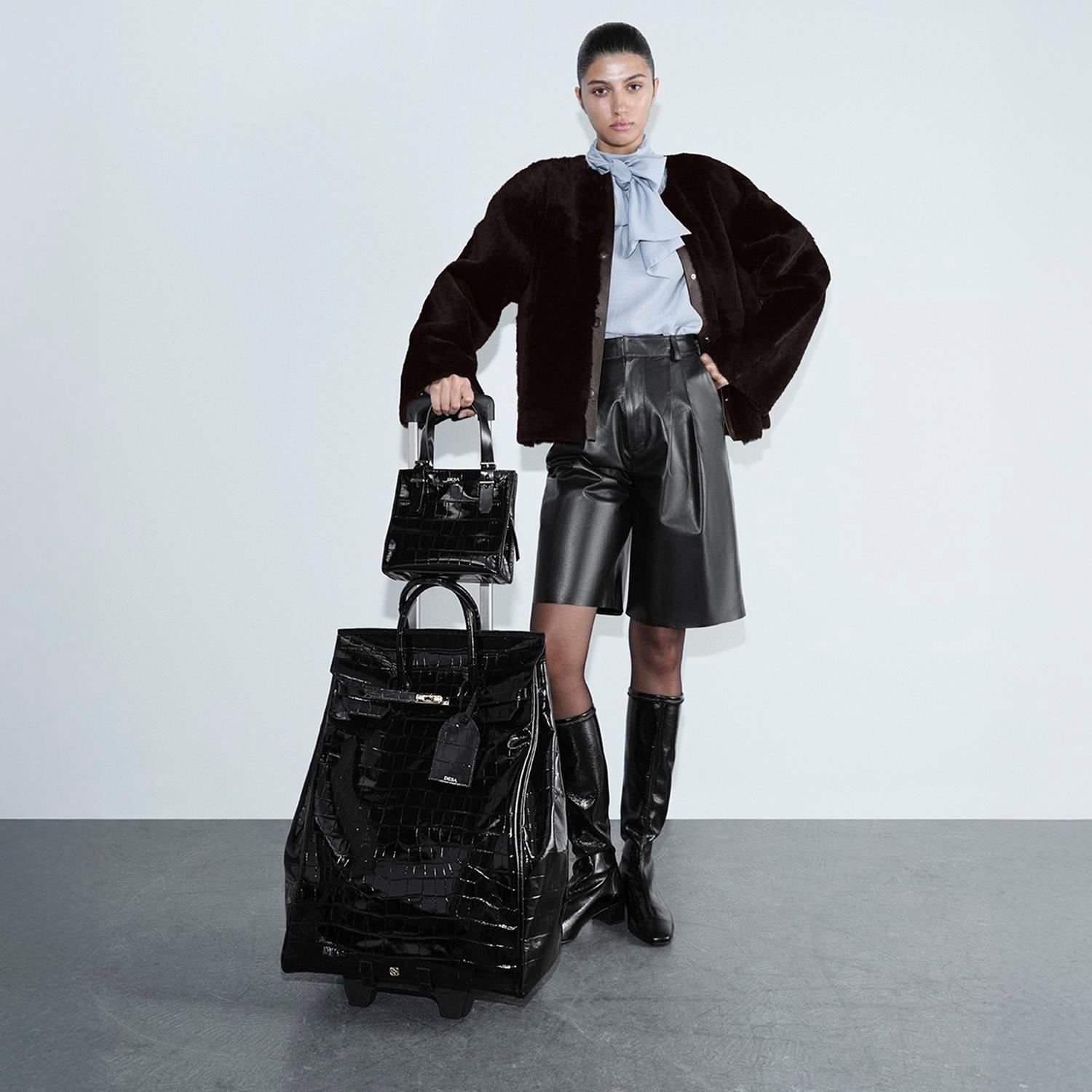 Siyah Kroko Baskılı Rugan Deri Kabin Valiz