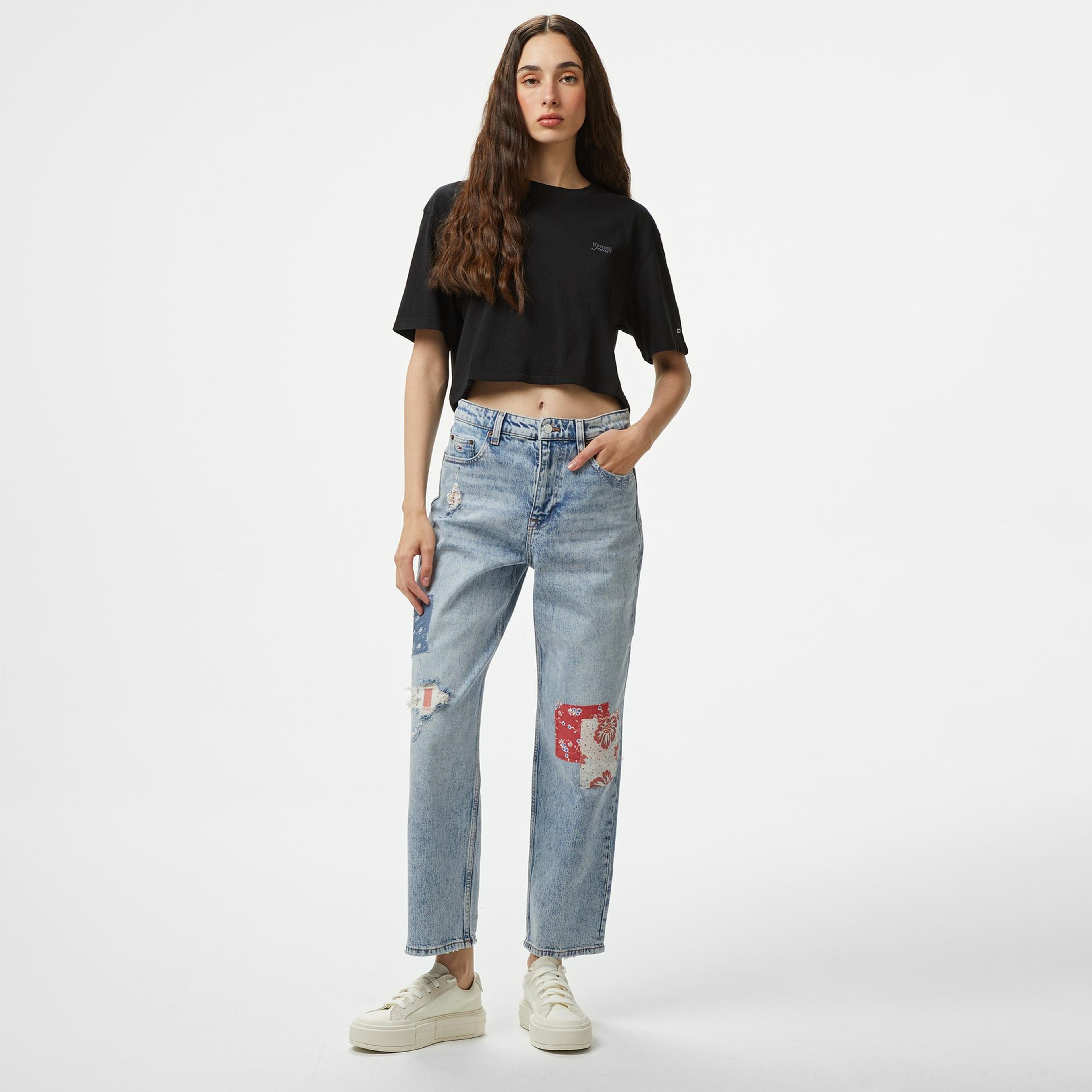 Tommy Jeans Cropped Gmd Script Open Back Kadın Siyah T-Shirt