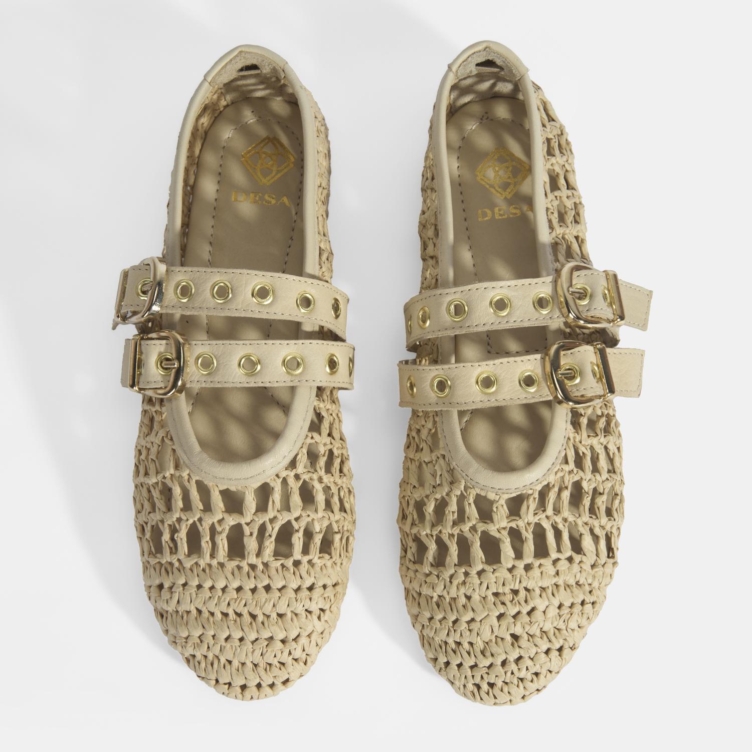 Kadın Bej Metal Toka Aksesuarlı Örgü Babet