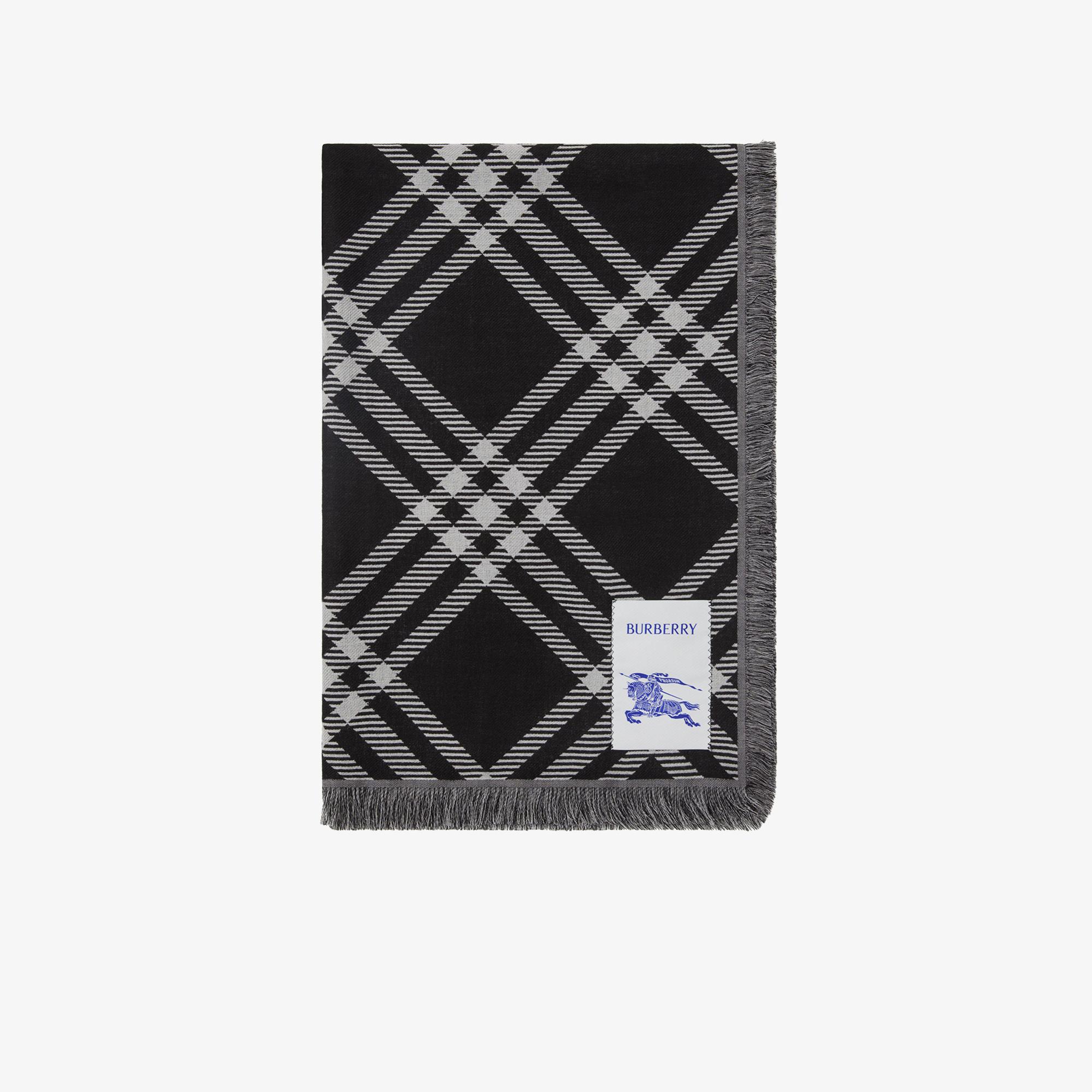 Burberry Wide Check Wool Silk Kadın Siyah Atkı