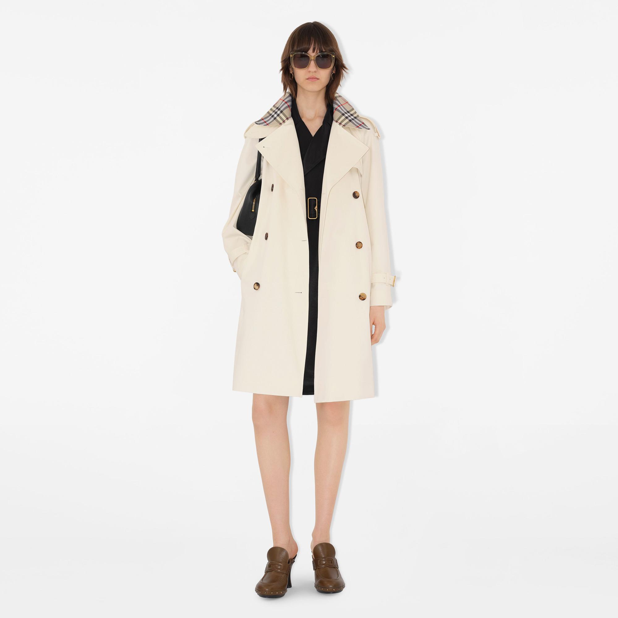 Burberry Kadın Krem Trençkot
