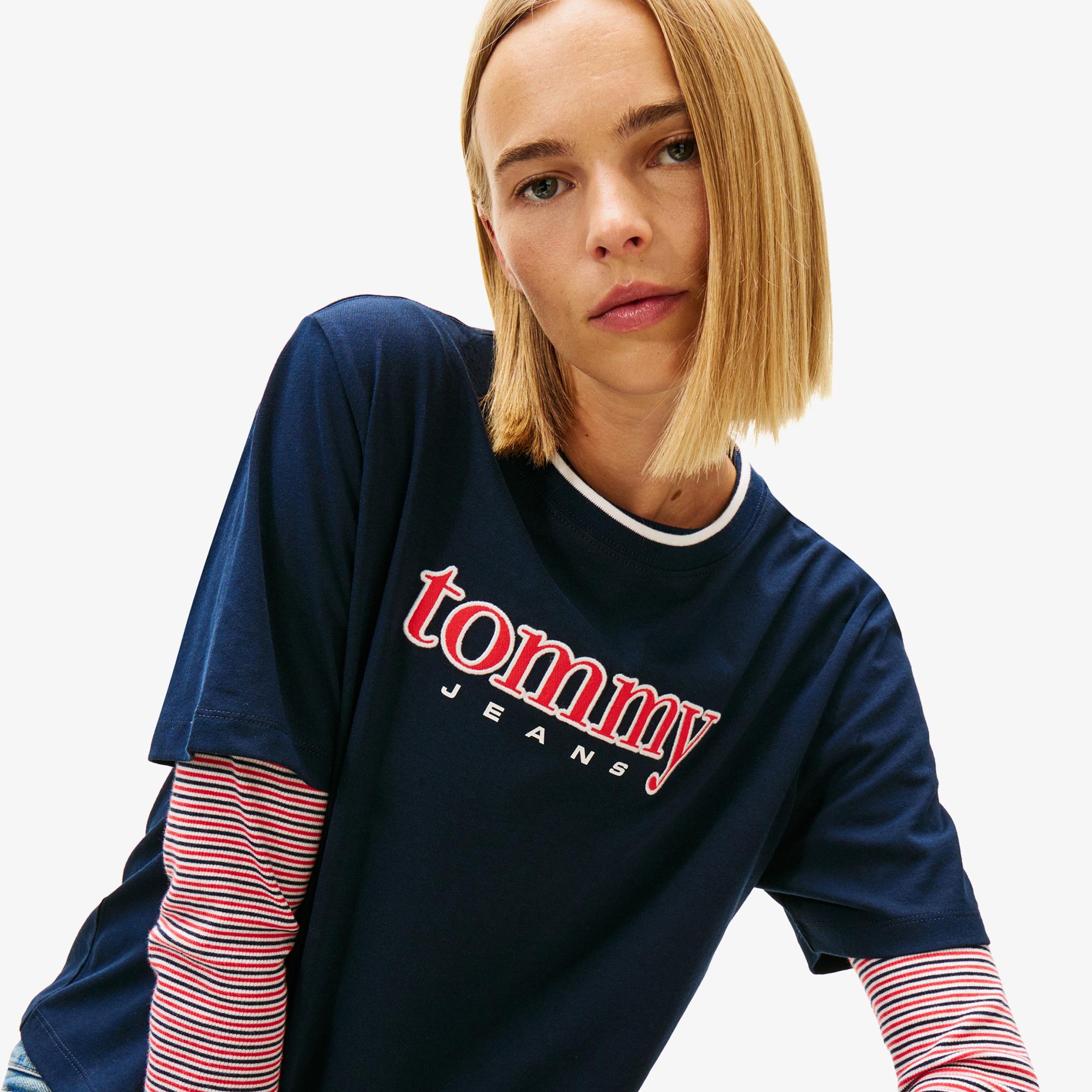 Tommy Hilfiger Boxy Tommy Applique Kadın Mavi T-Shirt