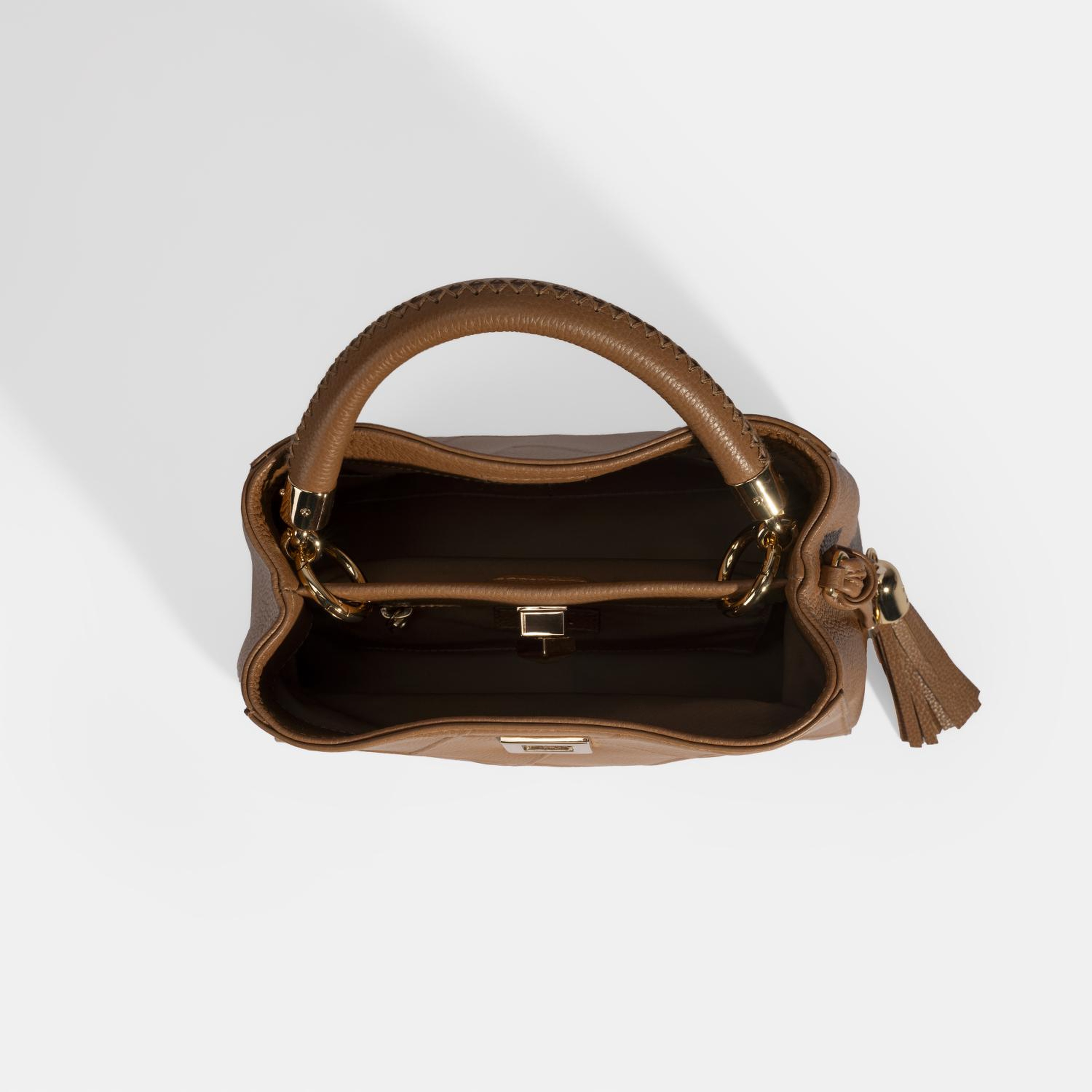 Kadın Kahve Püskül Aksesuarlı Deri El Çantası