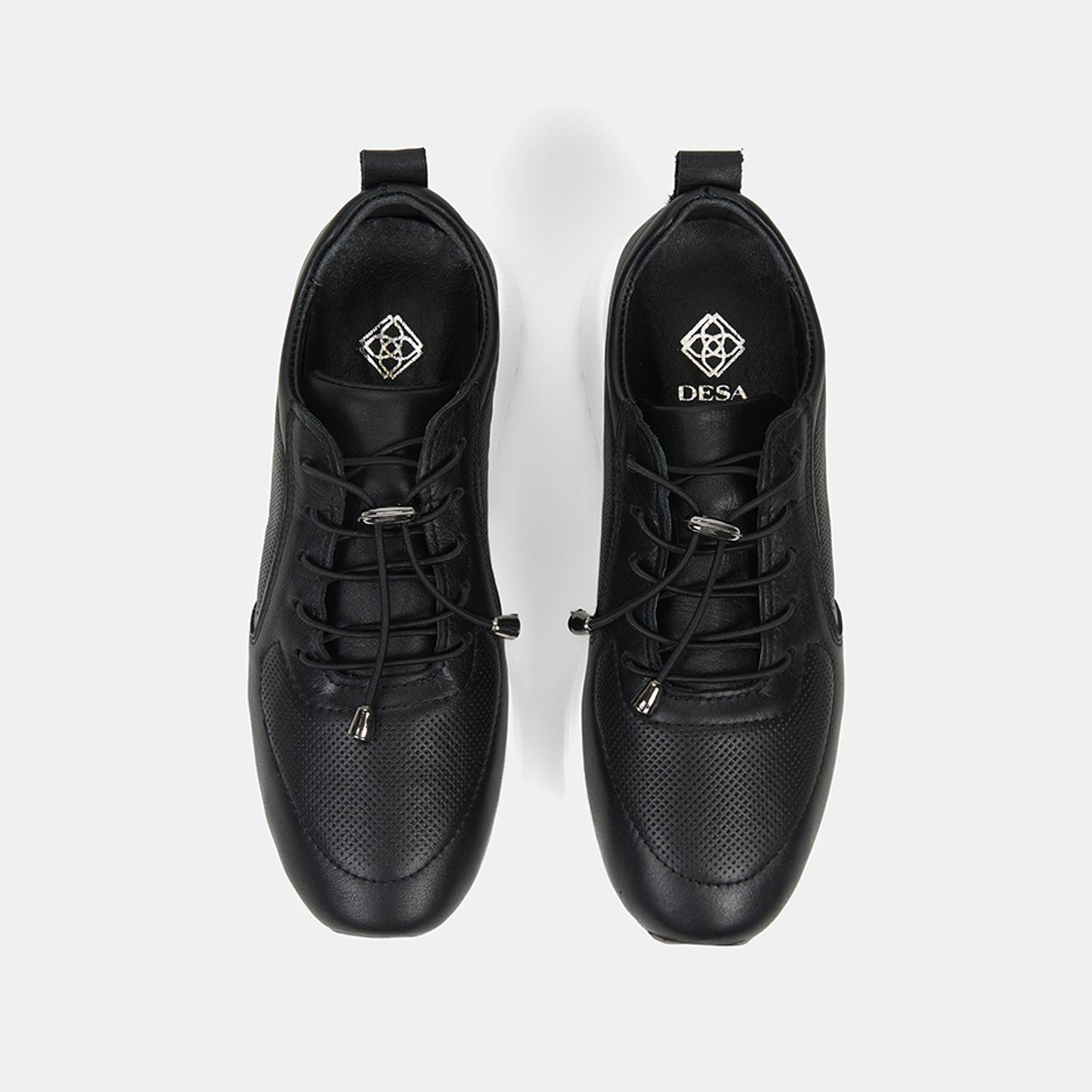 Kadın Siyah Lastik Bağcıklı Dolgu Topuklu Deri Sneaker