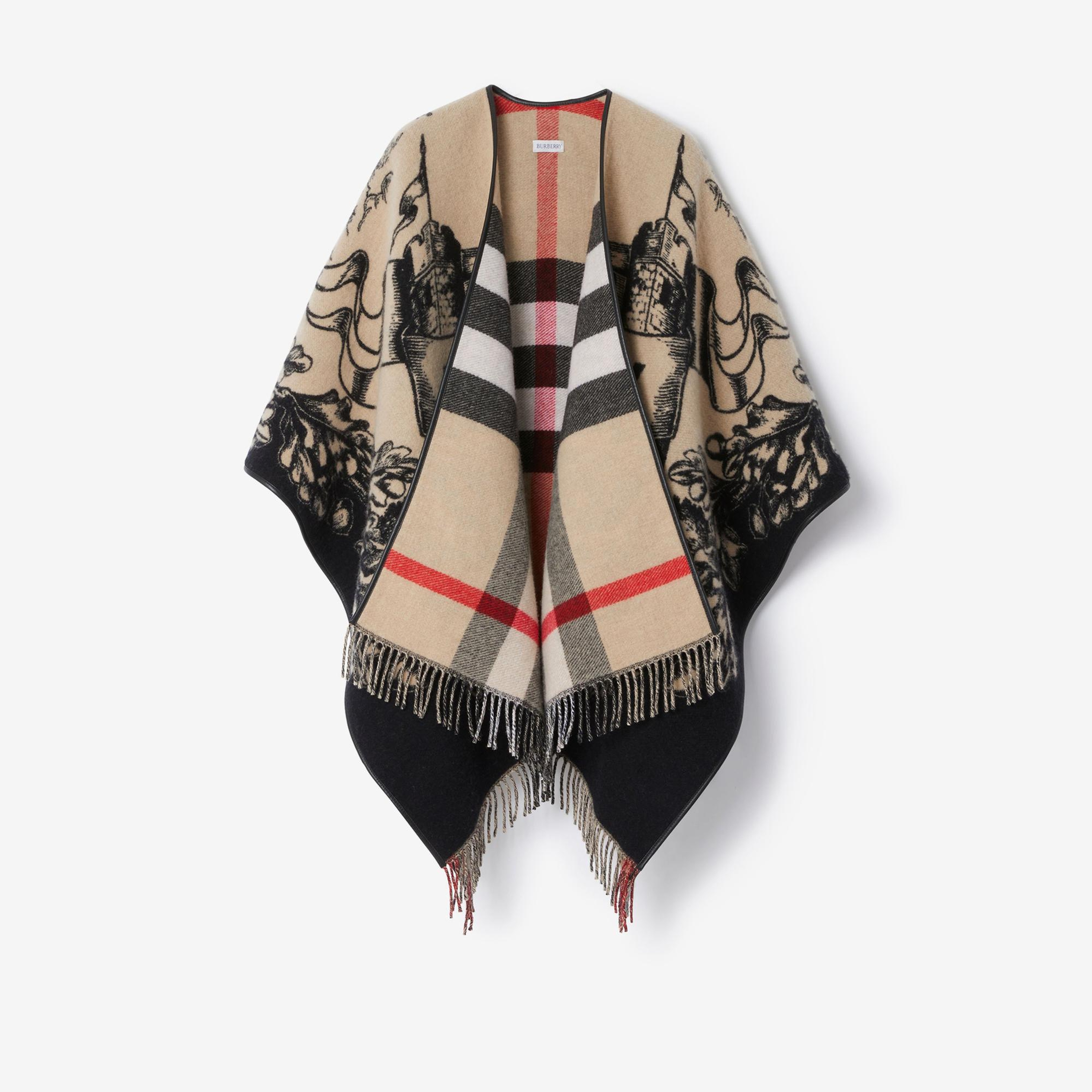 Burberry St Gallant Knight Kadın Bej Panço