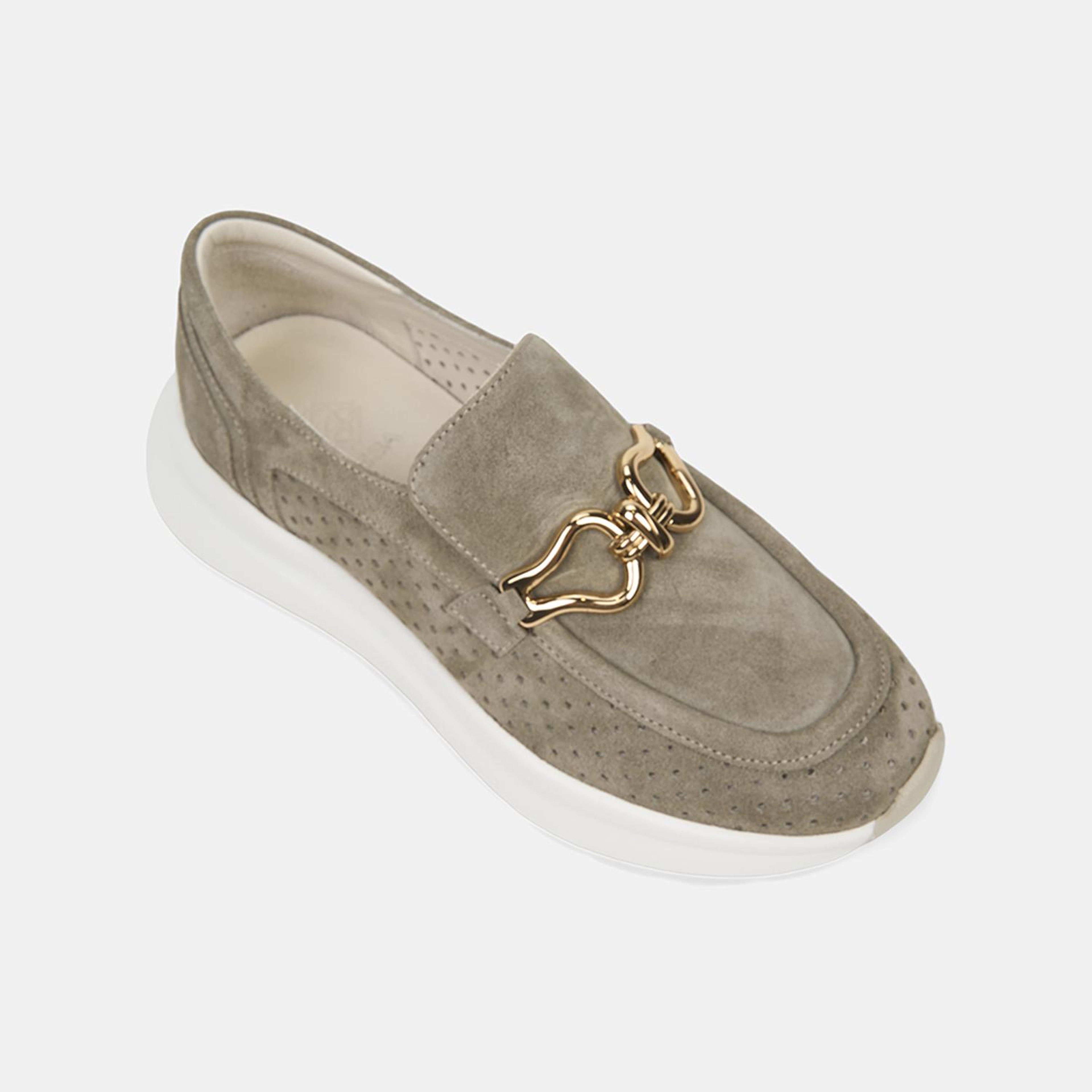 Kadın Yeşil Metal Aksesuarlı Dolgu Topuklu Süet Spor Ayakkabı