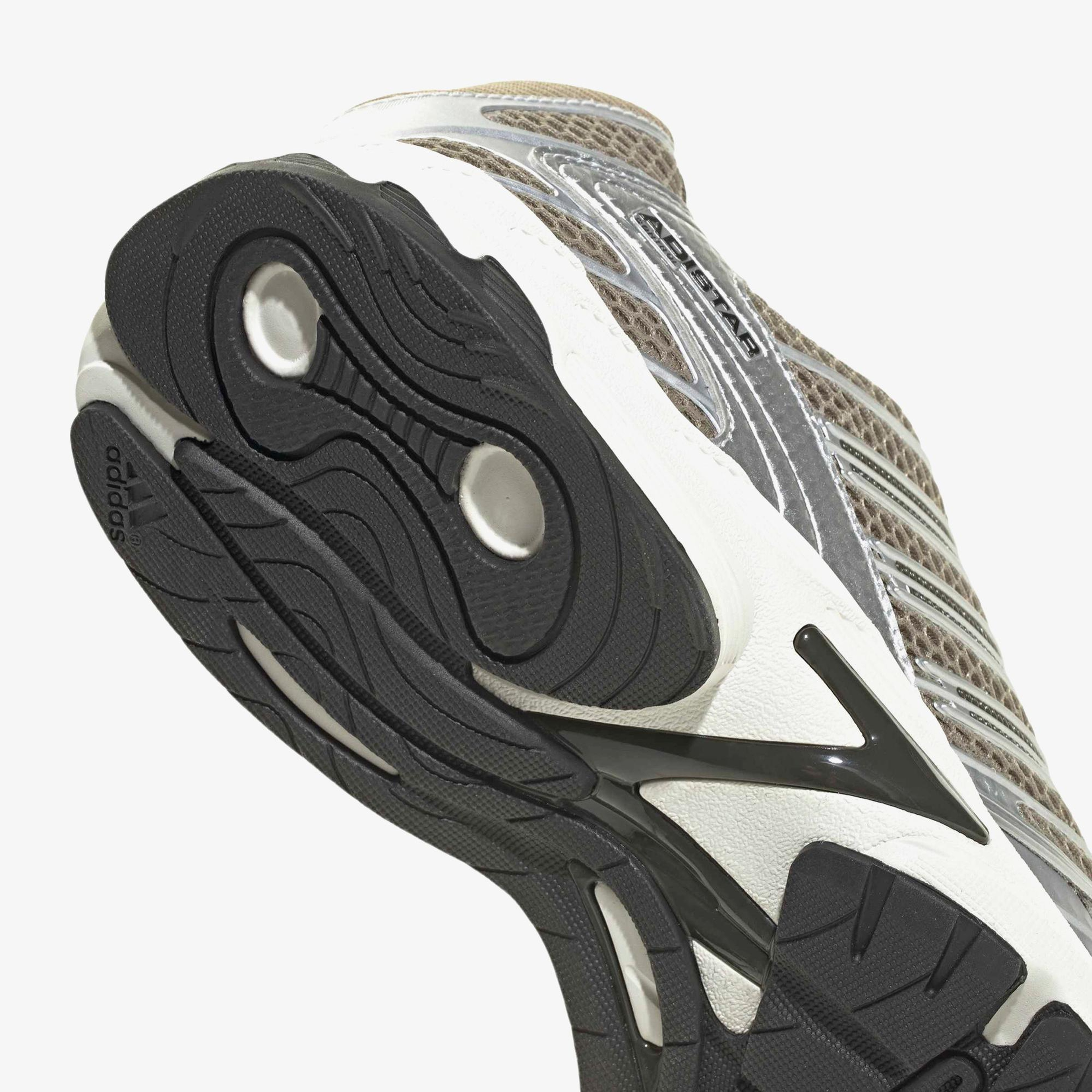 adidas Adistar Control 3 Unisex Kahverengi Spor Ayakkabı