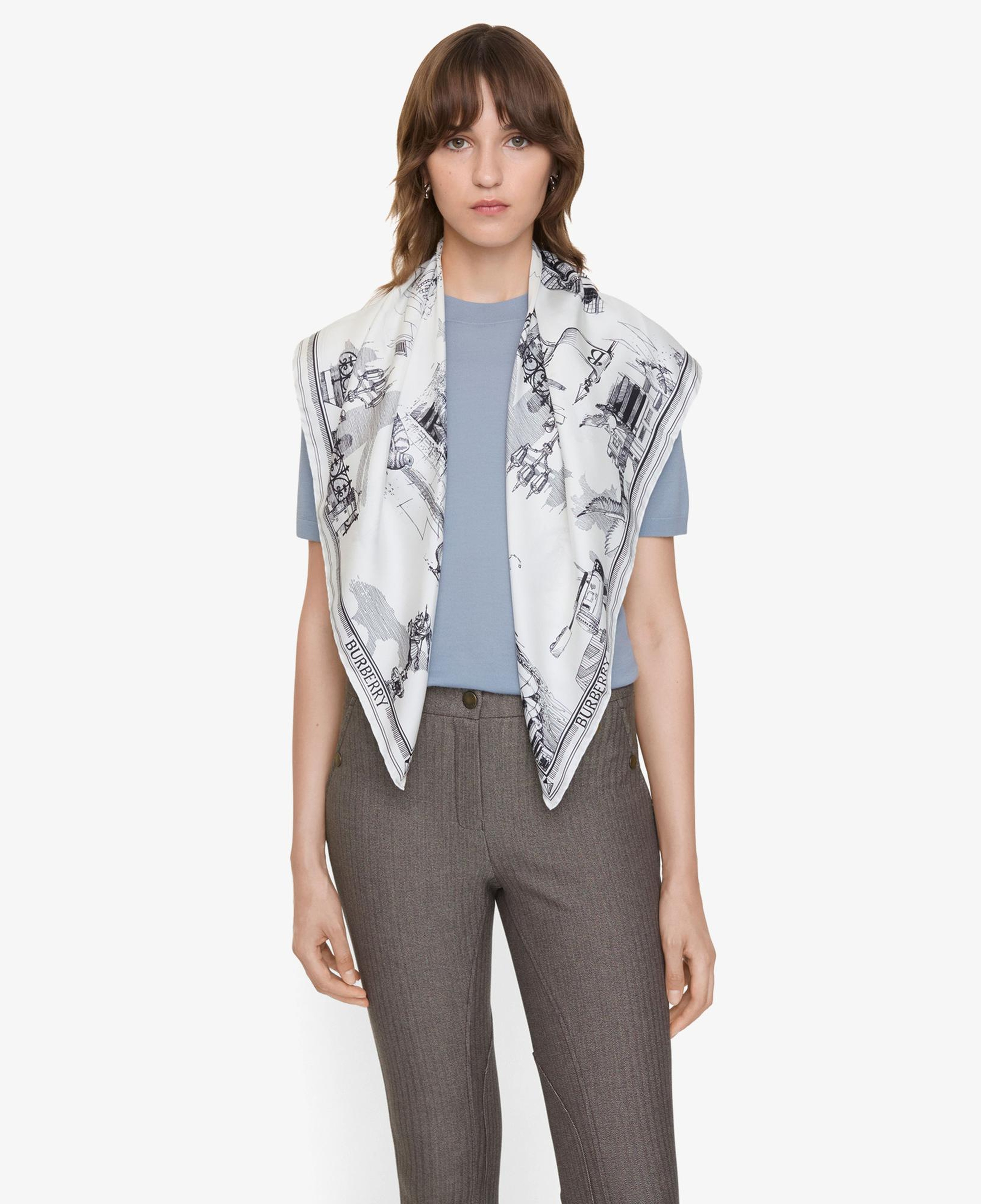 Burberry London Landmarks Silk Kadın Renkli Eşarp