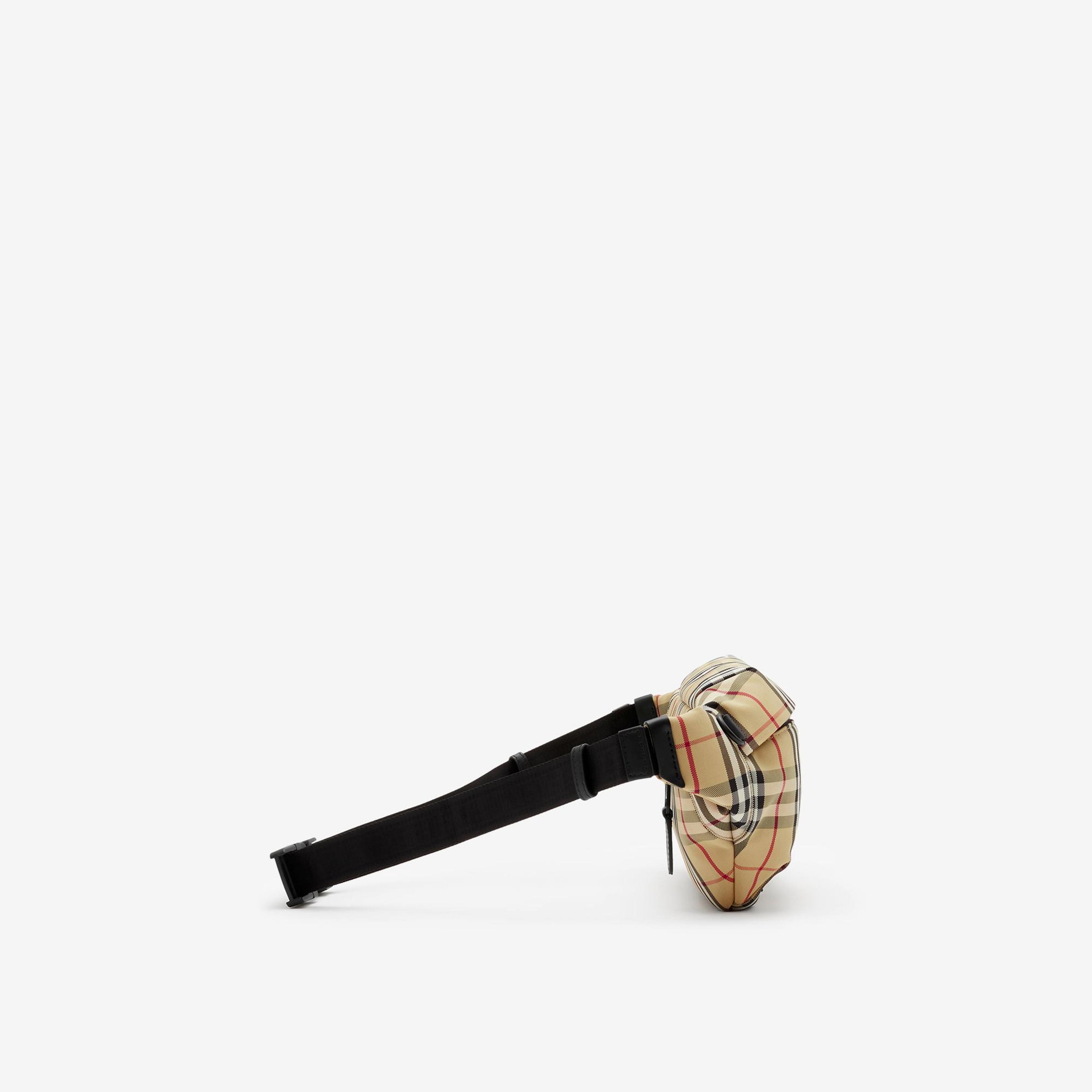 Burberry Sonny Erkek Bej Bel Çantası