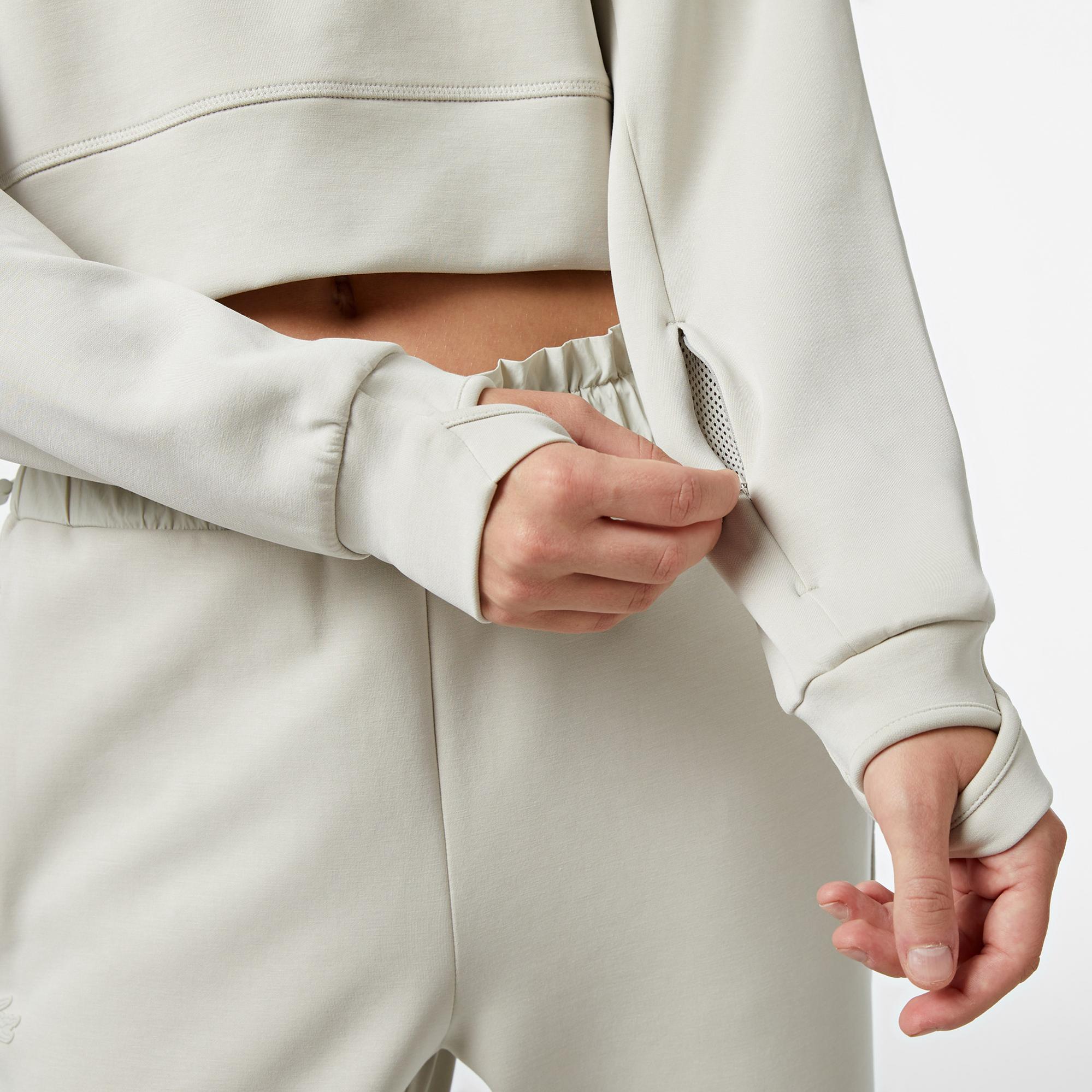 Lacoste Kadın Relaxed Fit Yarım Fermuarlı Gri Sweatshirt