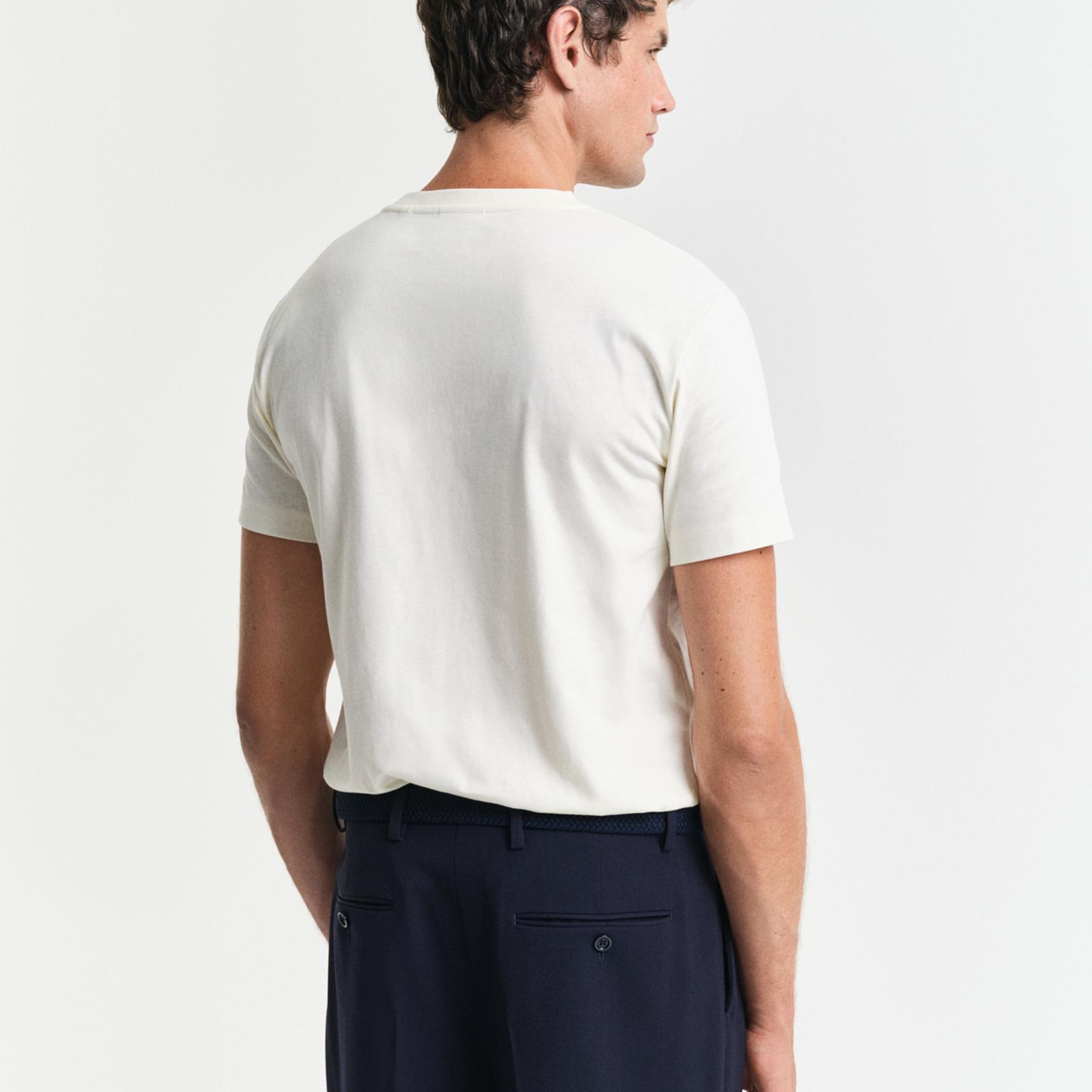 GANT Erkek Krem Regular Fit Bisiklet Yaka Logolu T-Shirt