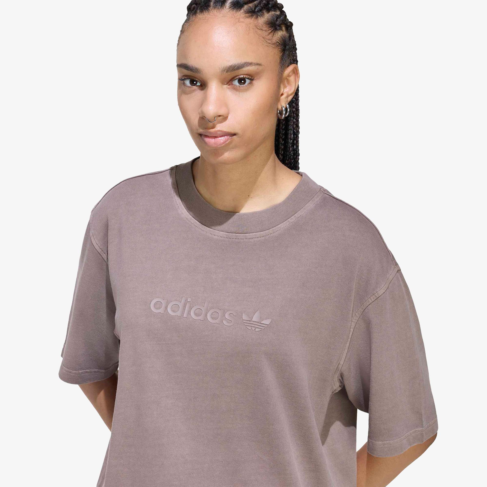 adidas Essential Kadın Kahverengi T-Shirt