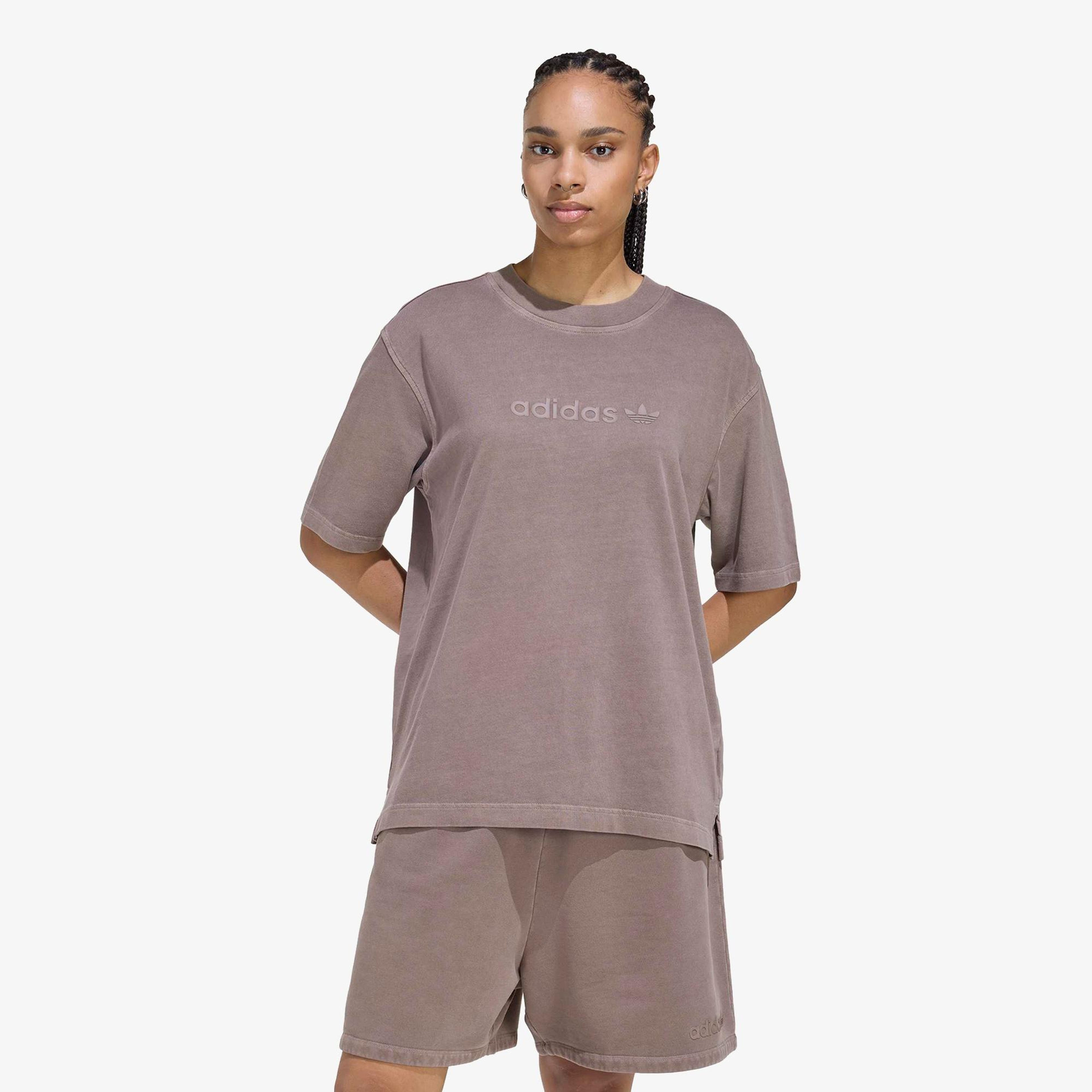 adidas Essential Kadın Kahverengi T-Shirt