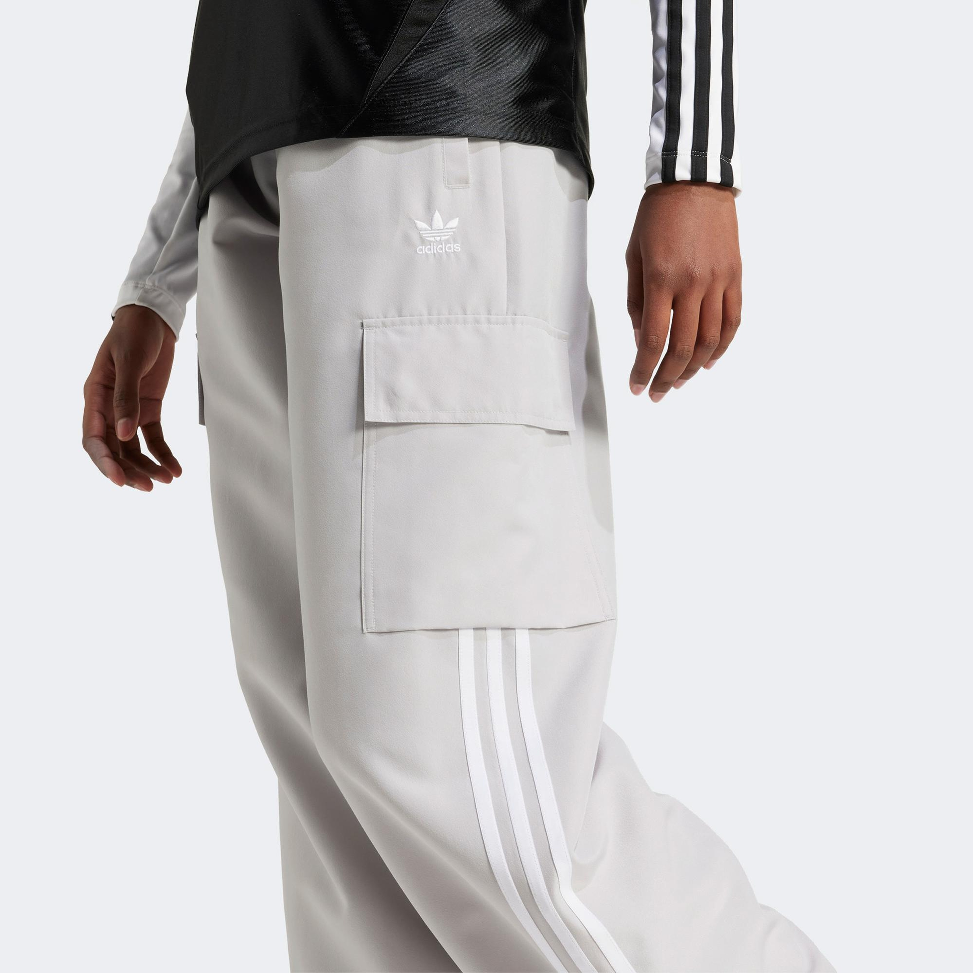 adidas Adicolor 3 Stripes Kadın Gri Kargo Eşofman Altı