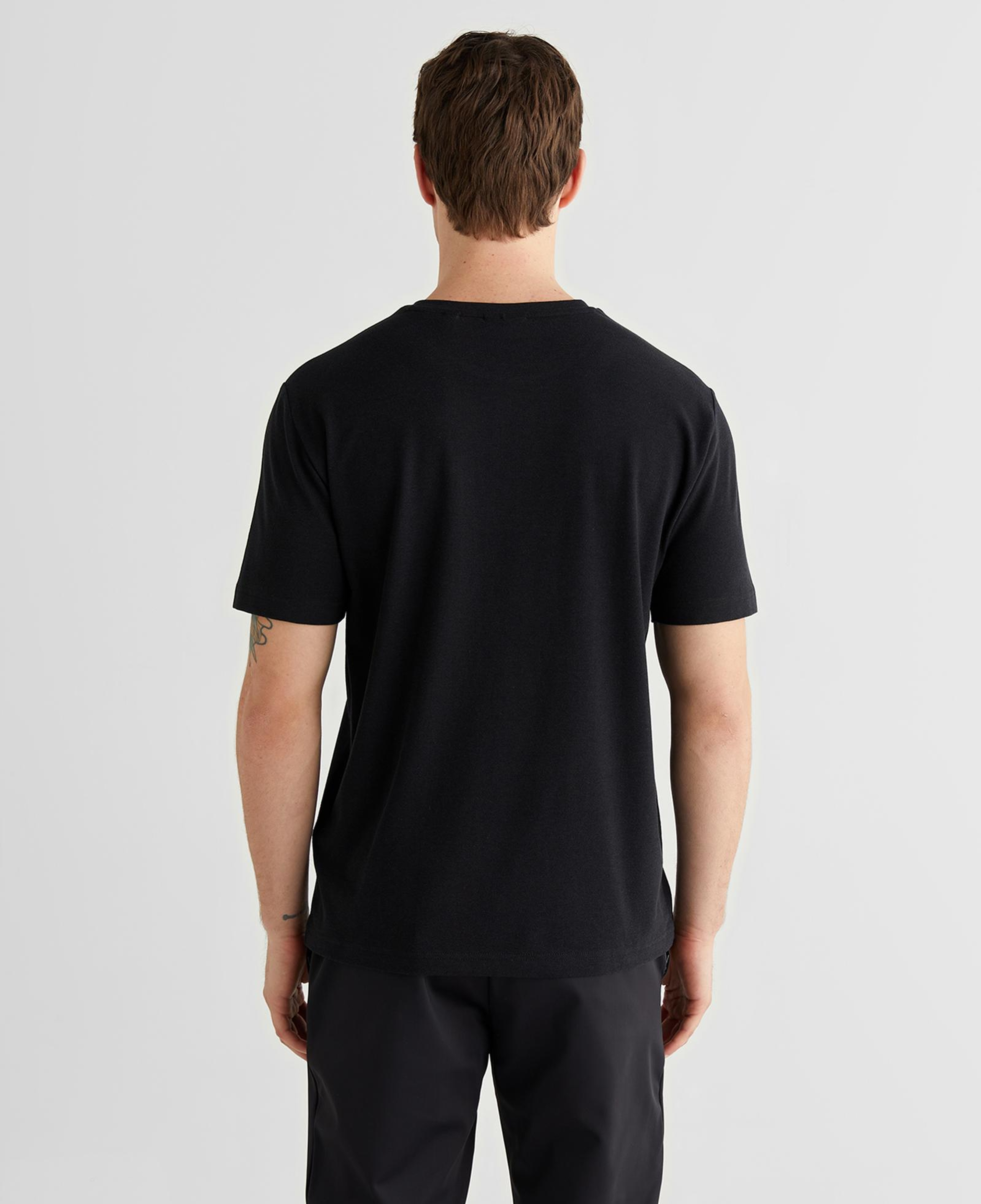 GANT Erkek Siyah Baskılı Kısa Kollu T-Shirt