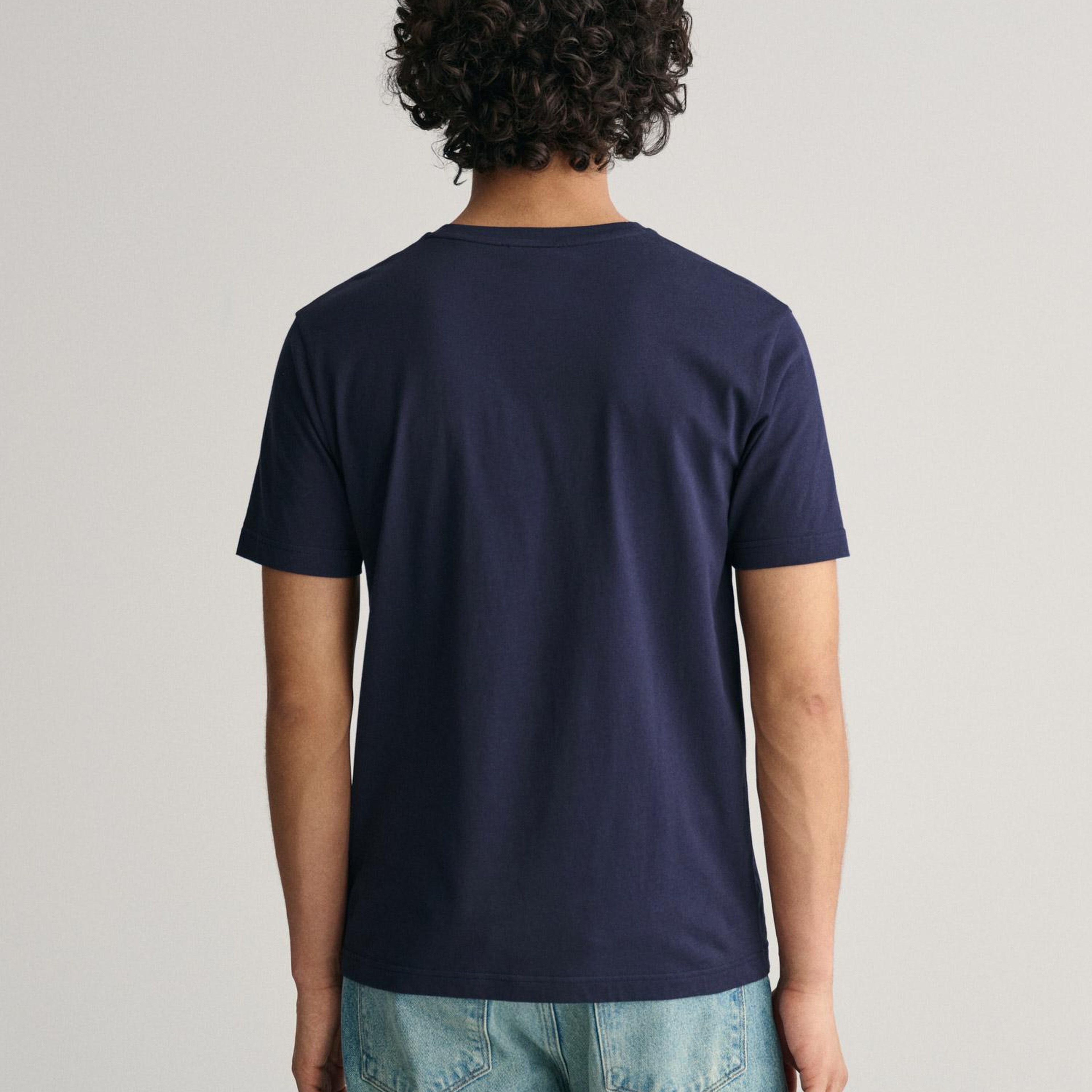 GANT Erkek Lacivert Regular Fit Bisiklet Yaka Logolu T-Shirt