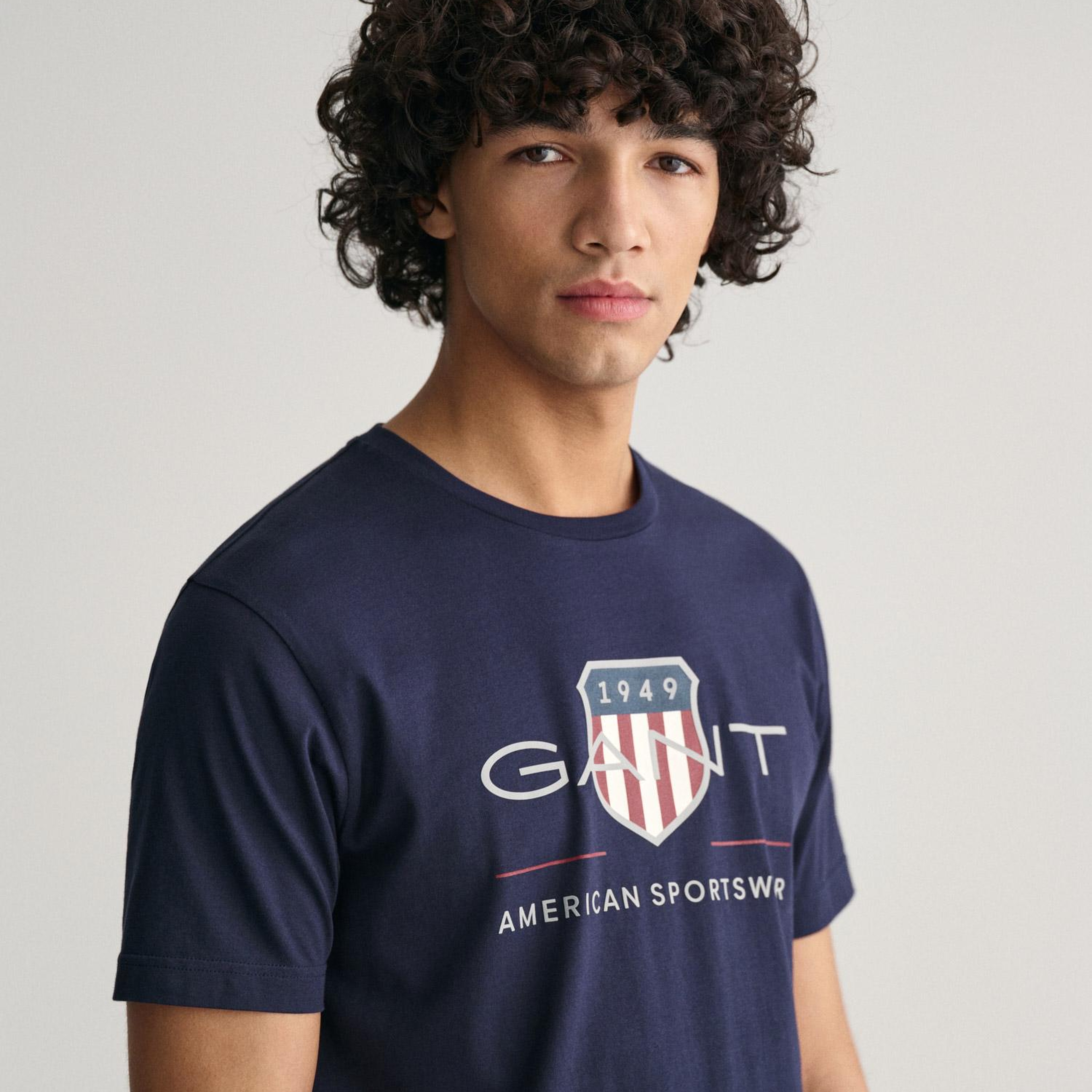 GANT Erkek Lacivert Regular Fit Bisiklet Yaka Logolu T-Shirt