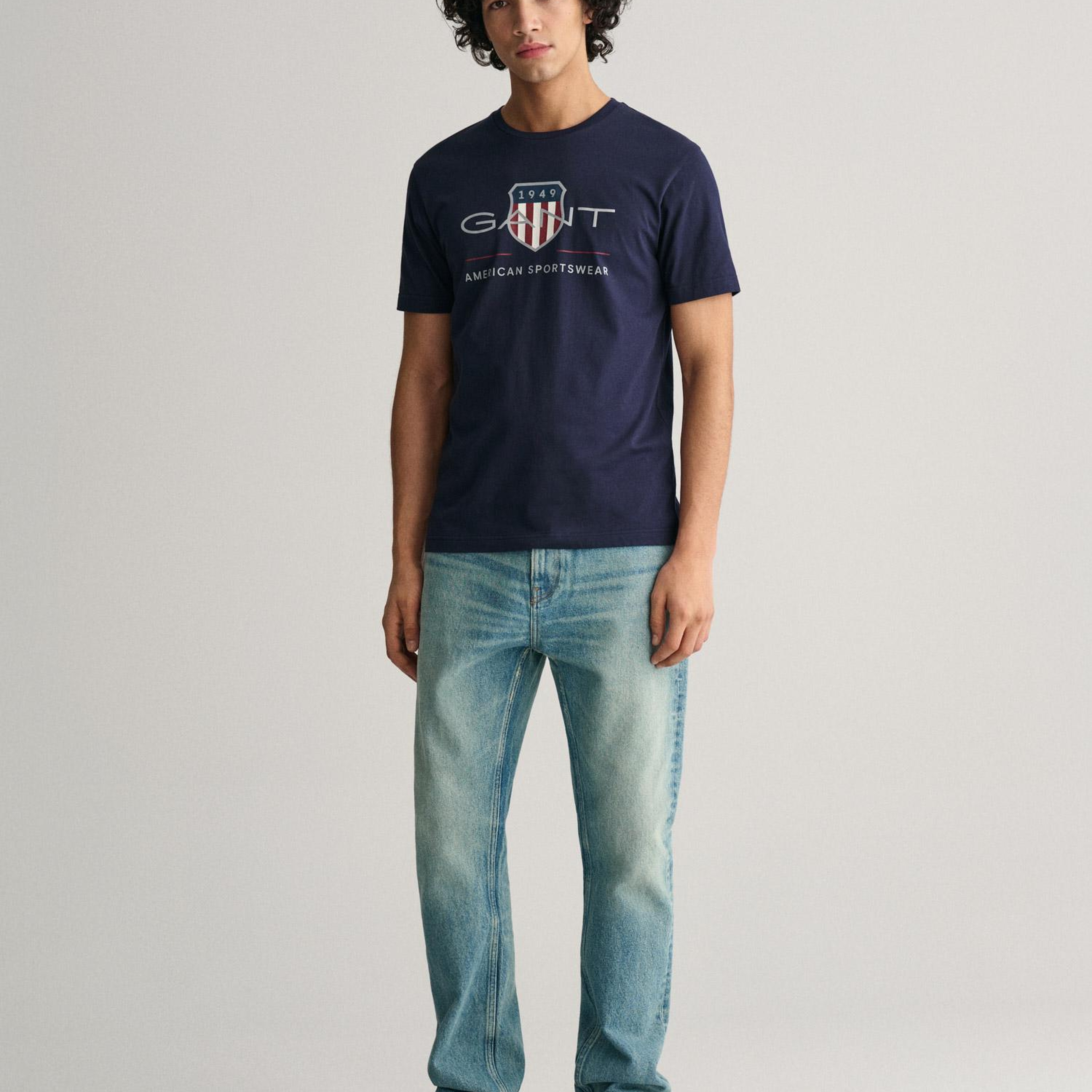 GANT Erkek Lacivert Regular Fit Bisiklet Yaka Logolu T-Shirt